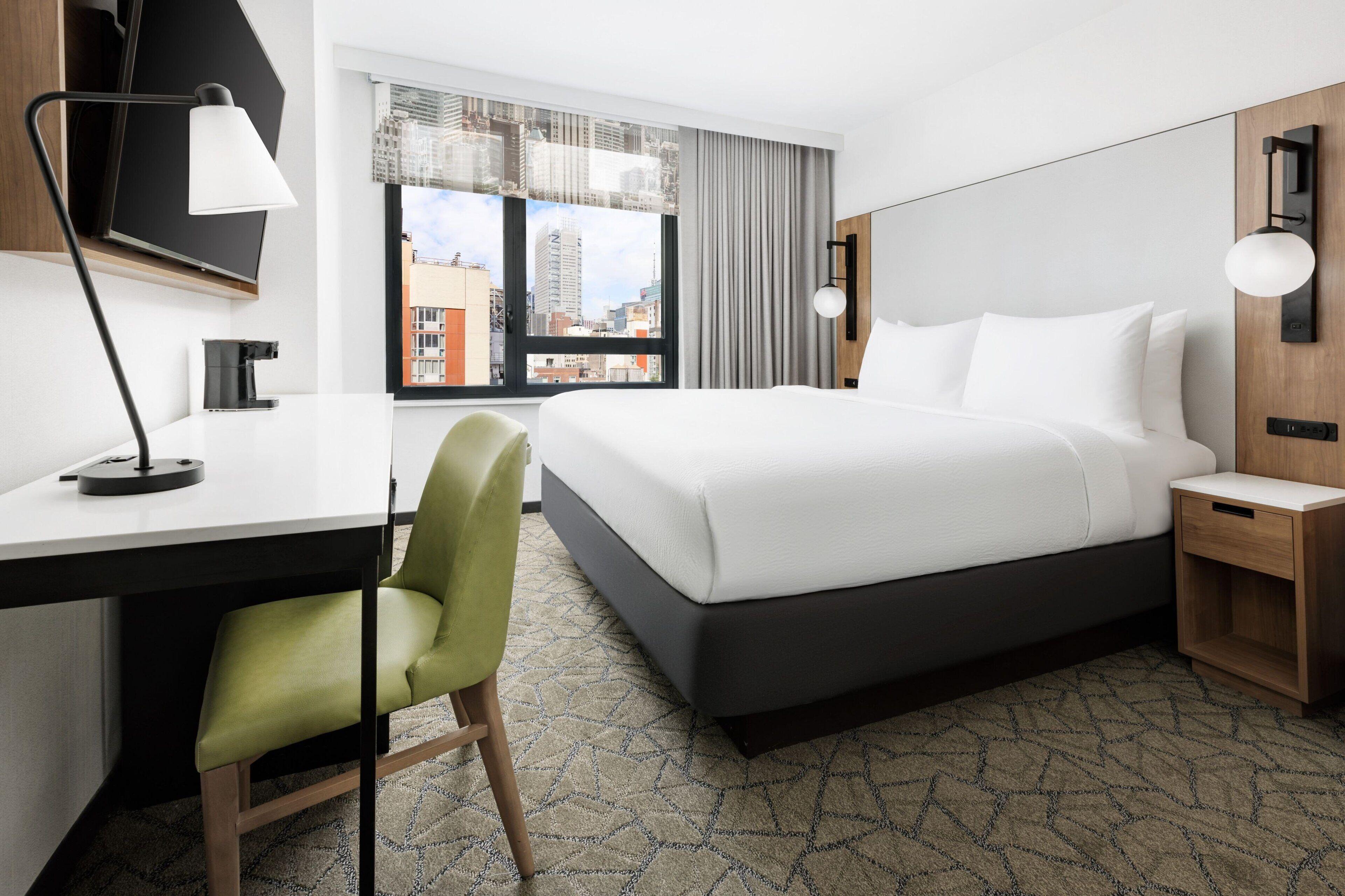 Hotel Fairfield & By Marriott Manhattan/times Square South 4*