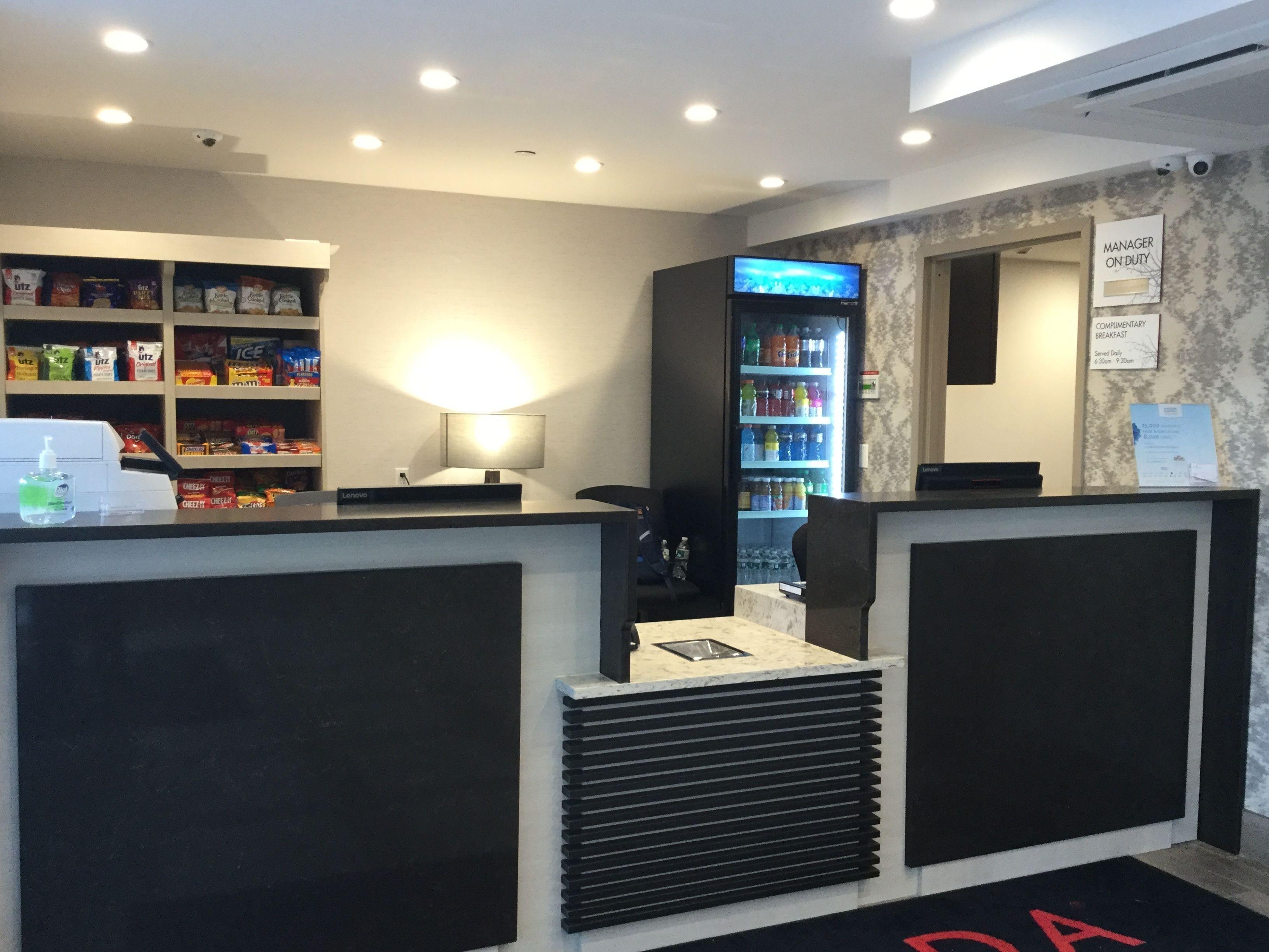 Ramada By Wyndham Bronx Terminal New York