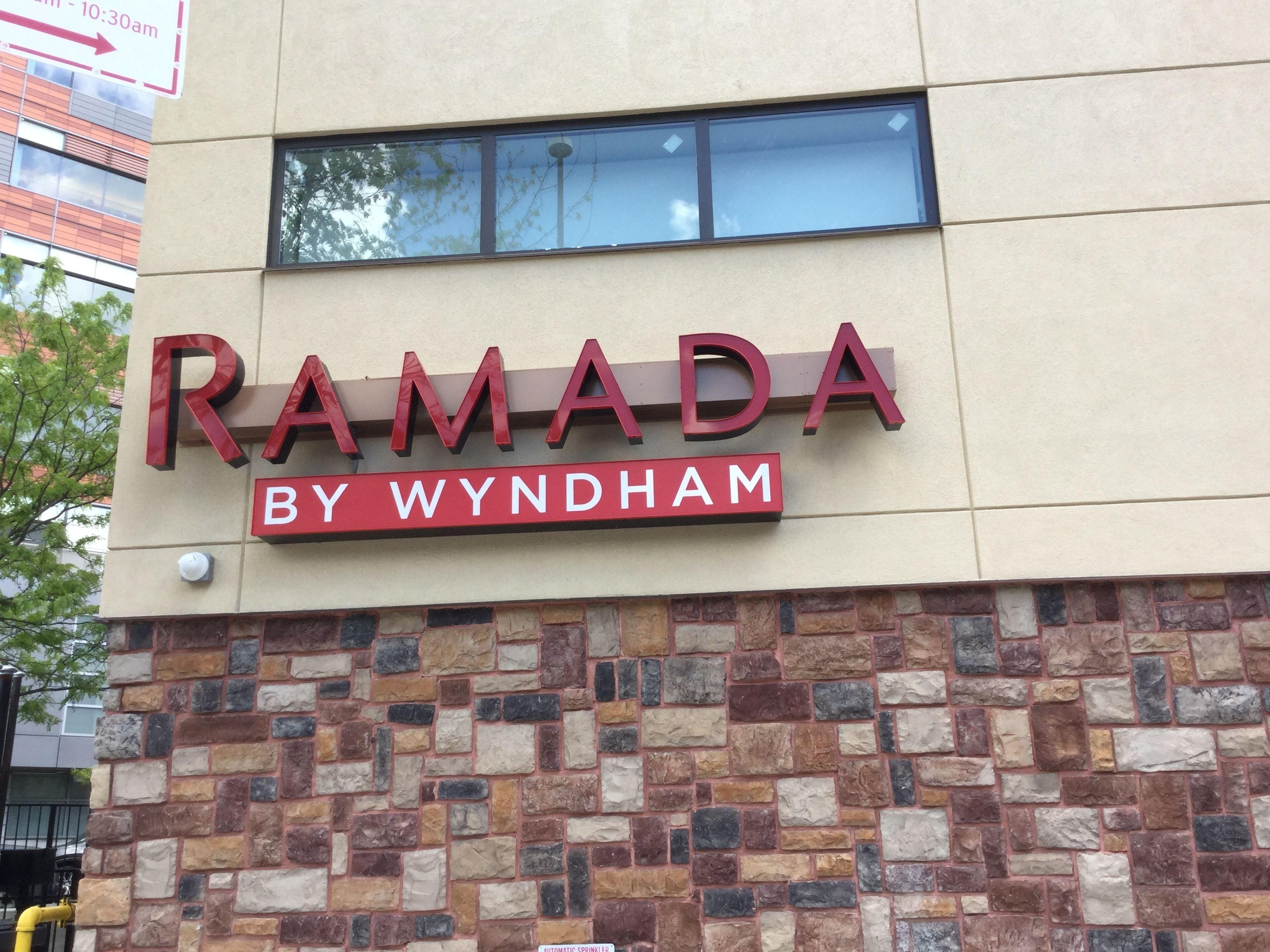 Ramada By Wyndham Bronx Terminal Hotel New York
