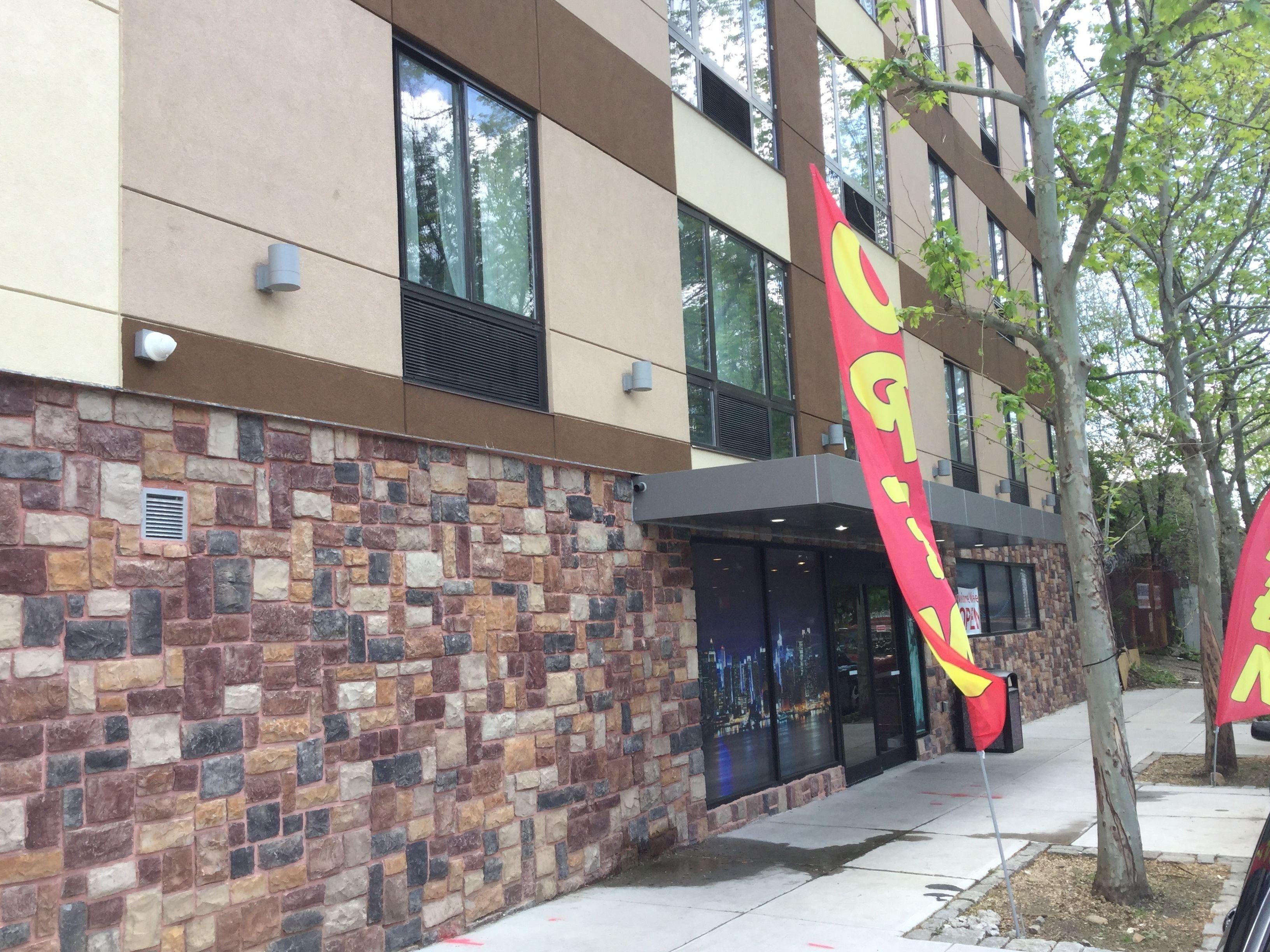 Ramada By Wyndham Bronx Terminal New York