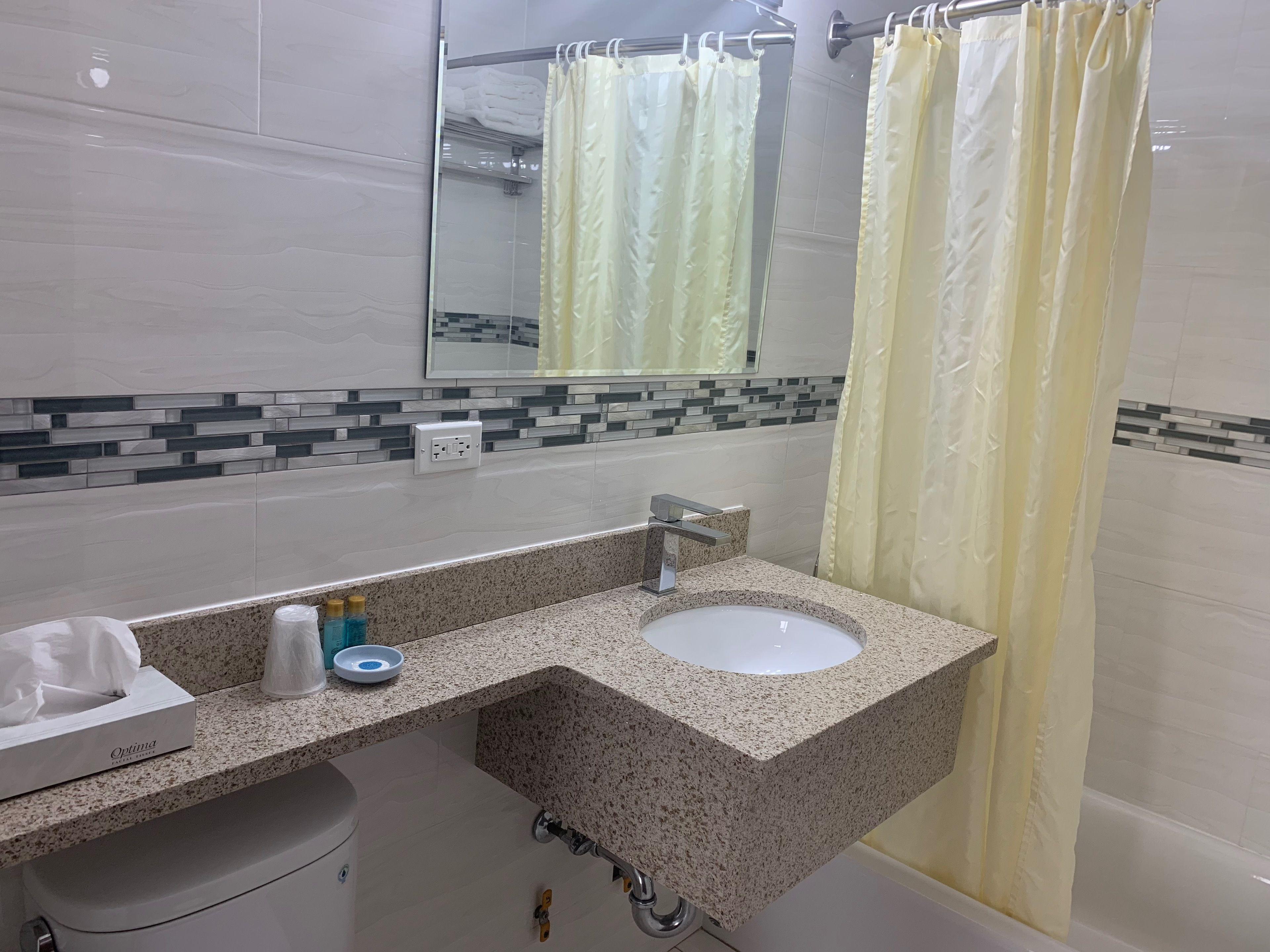 The Queens 2* New York