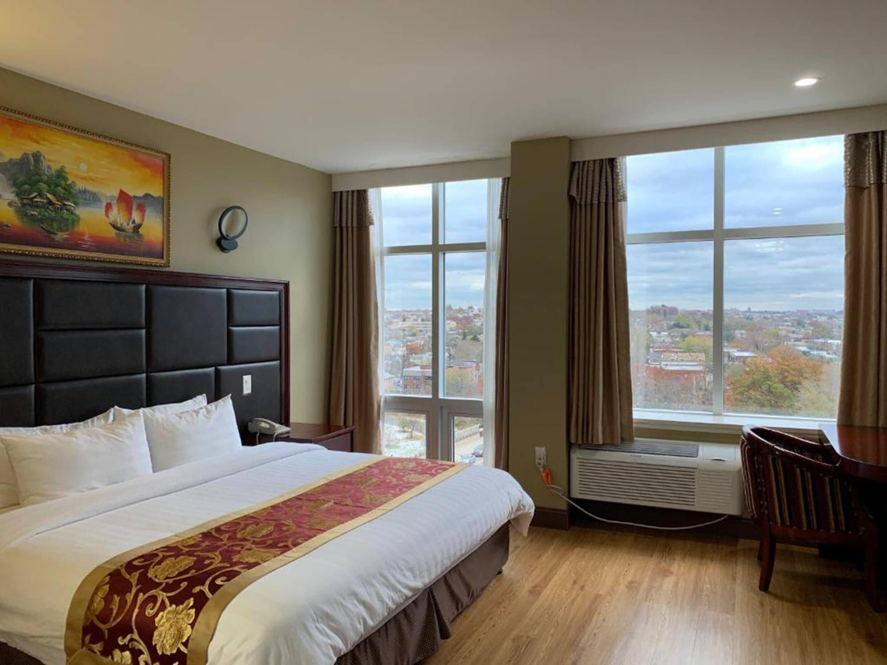 Hotel The Queens New York