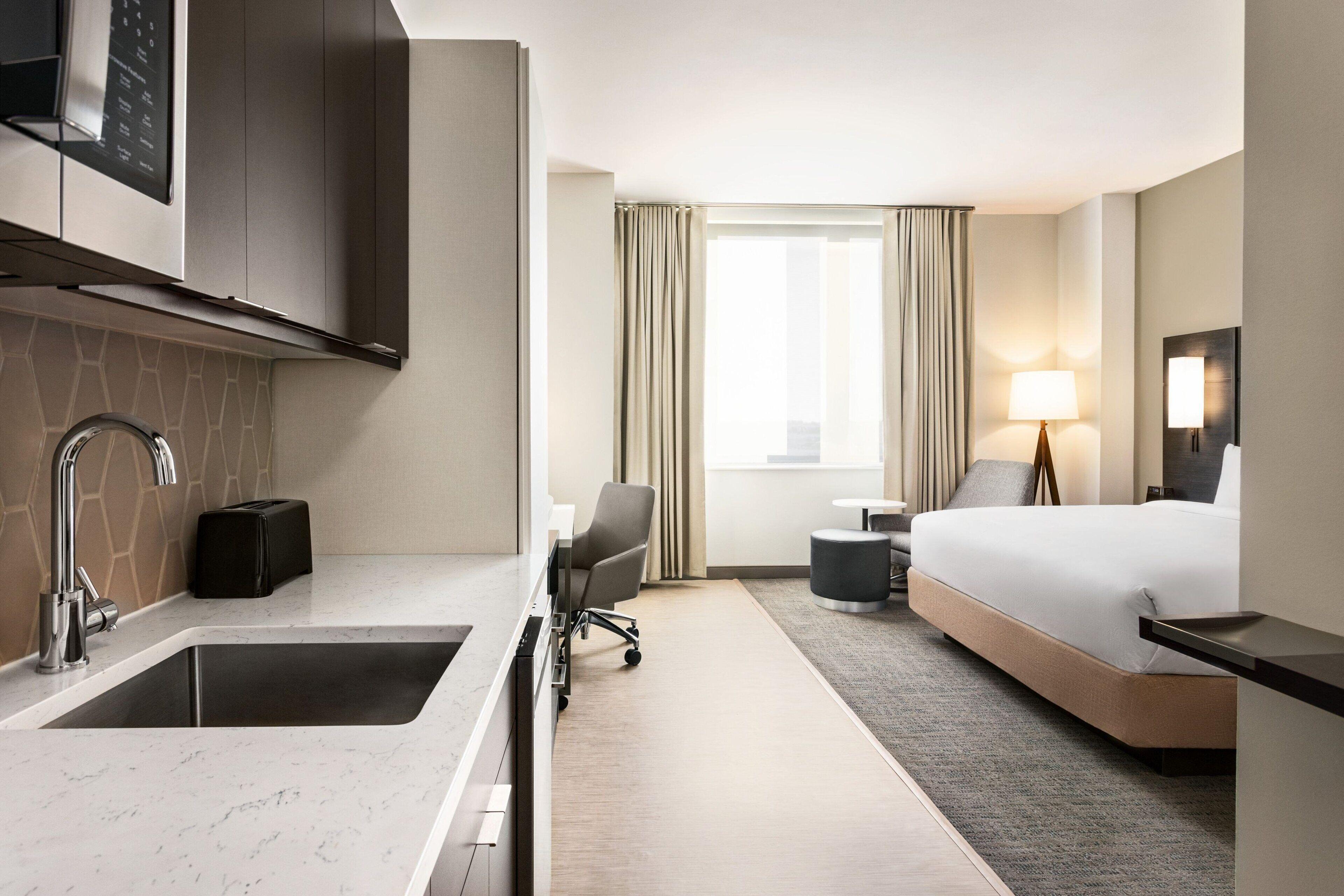 By Marriott Jfk Airport 3* New York