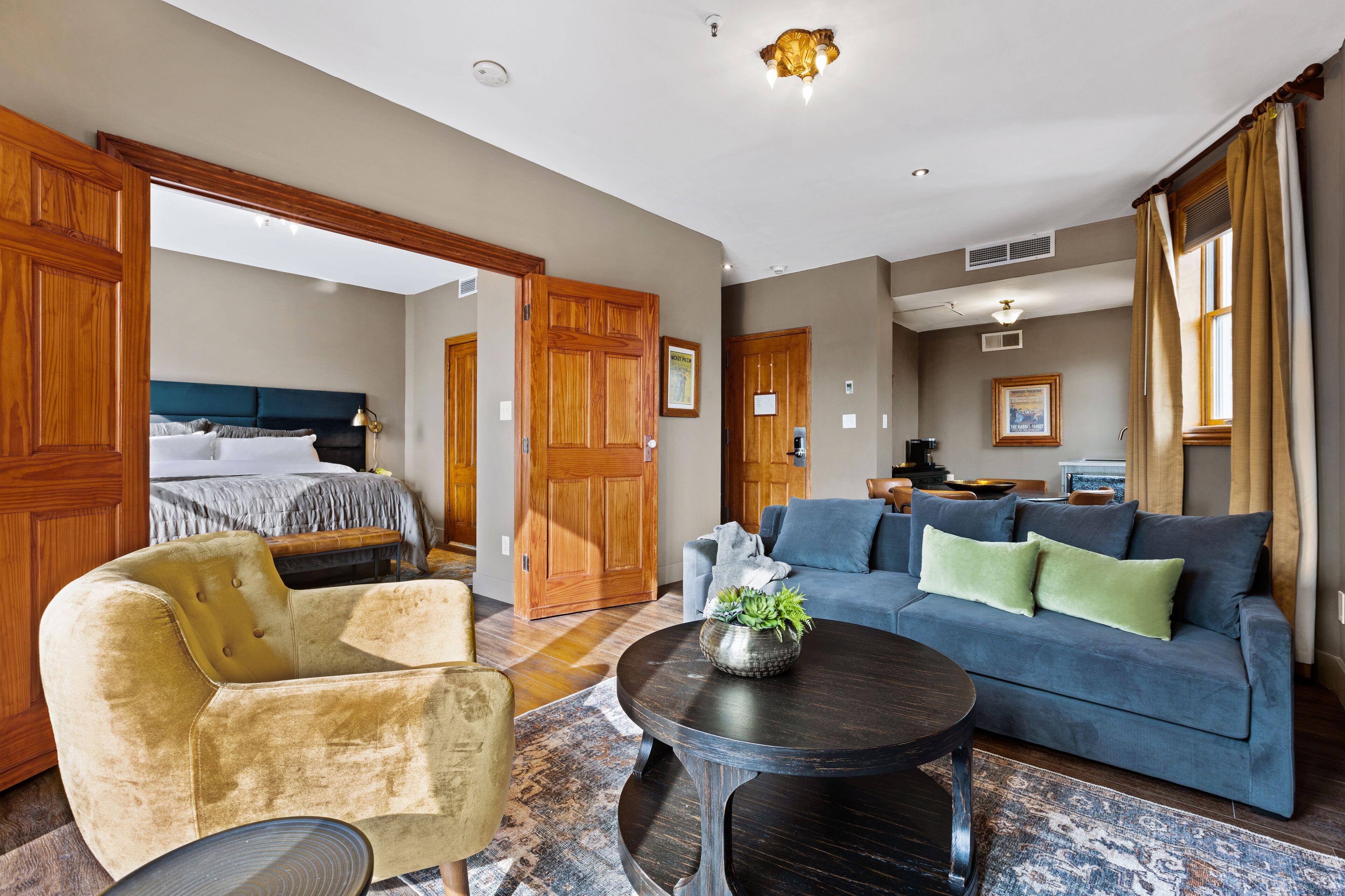 The Historic Blue Moon - Nyc