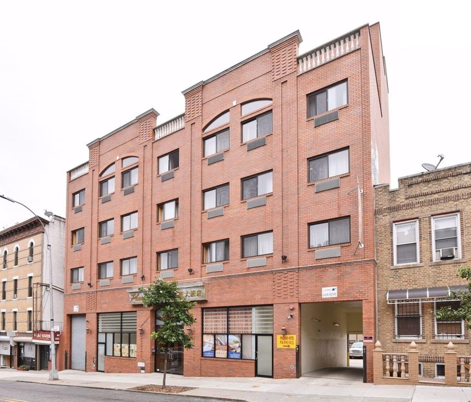 Phoenix Hotel Brooklyn Sunset Park (Adults Only) 2*