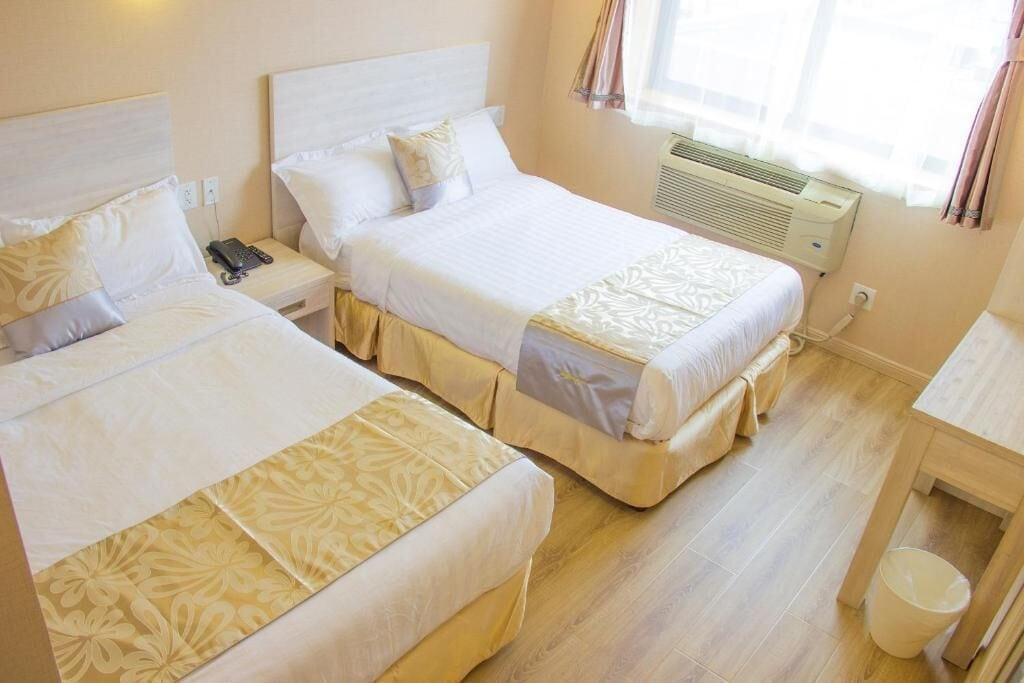 Phoenix Hotel Brooklyn Sunset Park (Adults Only)