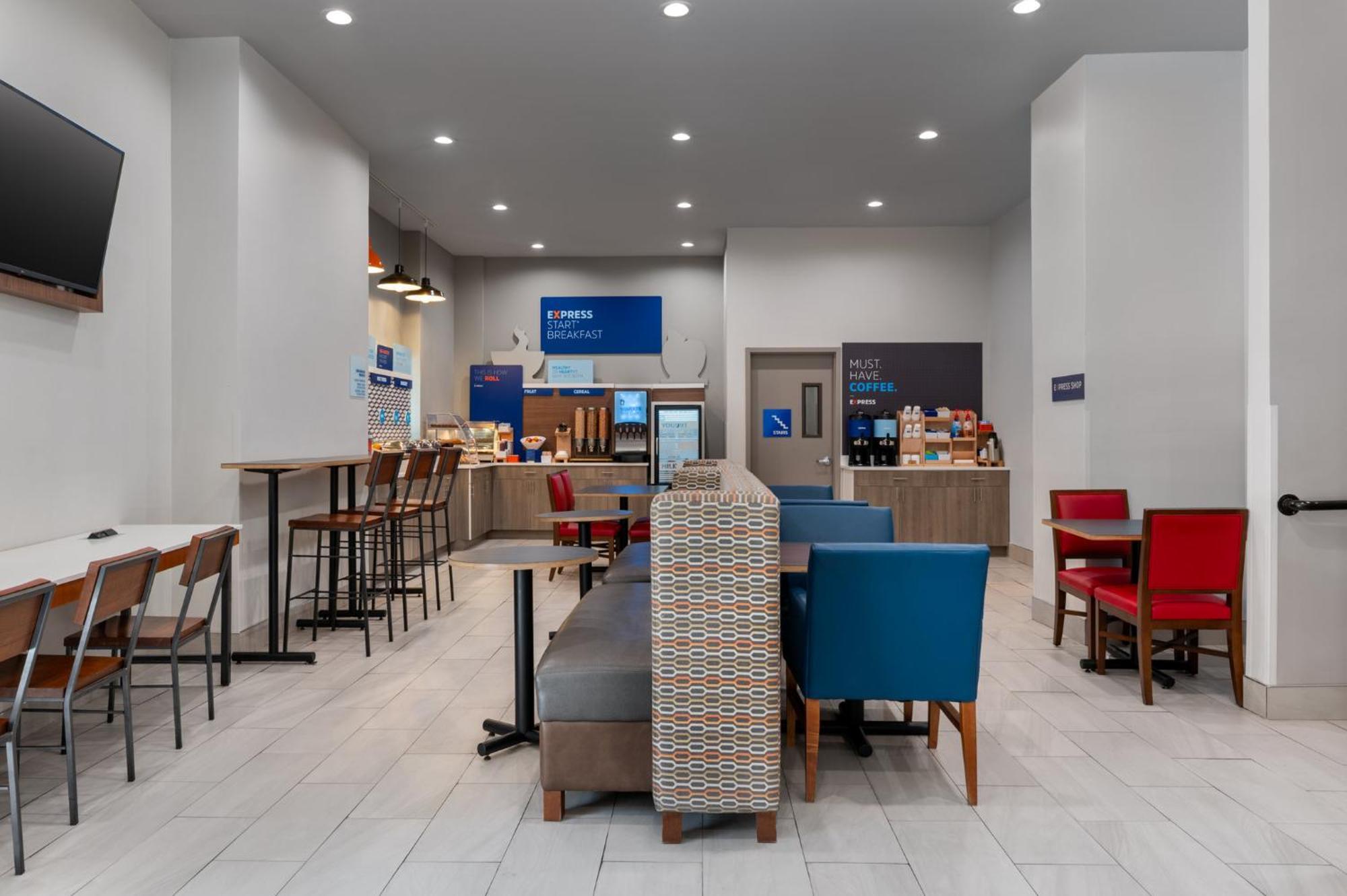 Express & Bronx - Zoo Area By Ihg Hotel