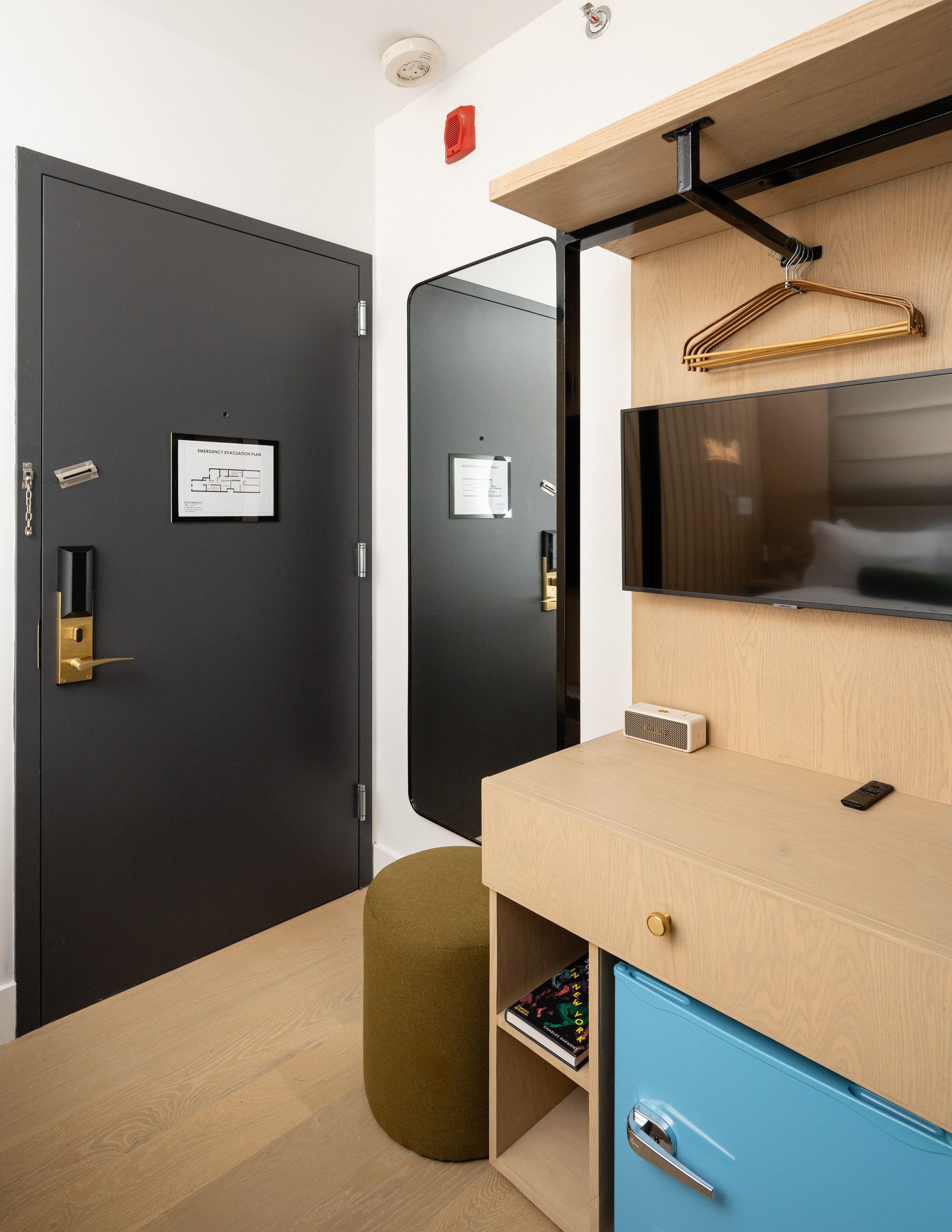 Hotel Little Charlie 4*