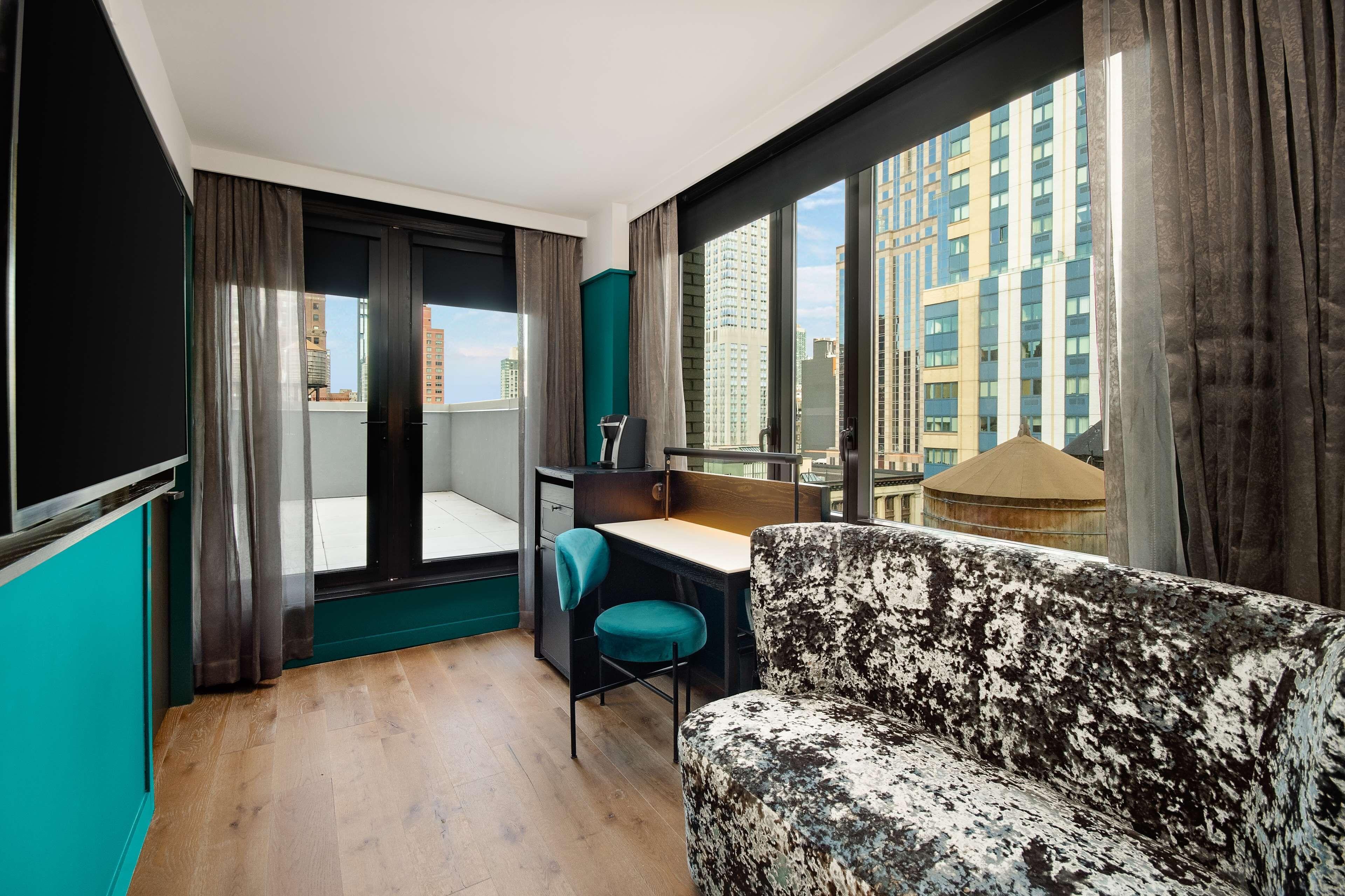 Hyatt Centric Midtown 5th Avenue 4*