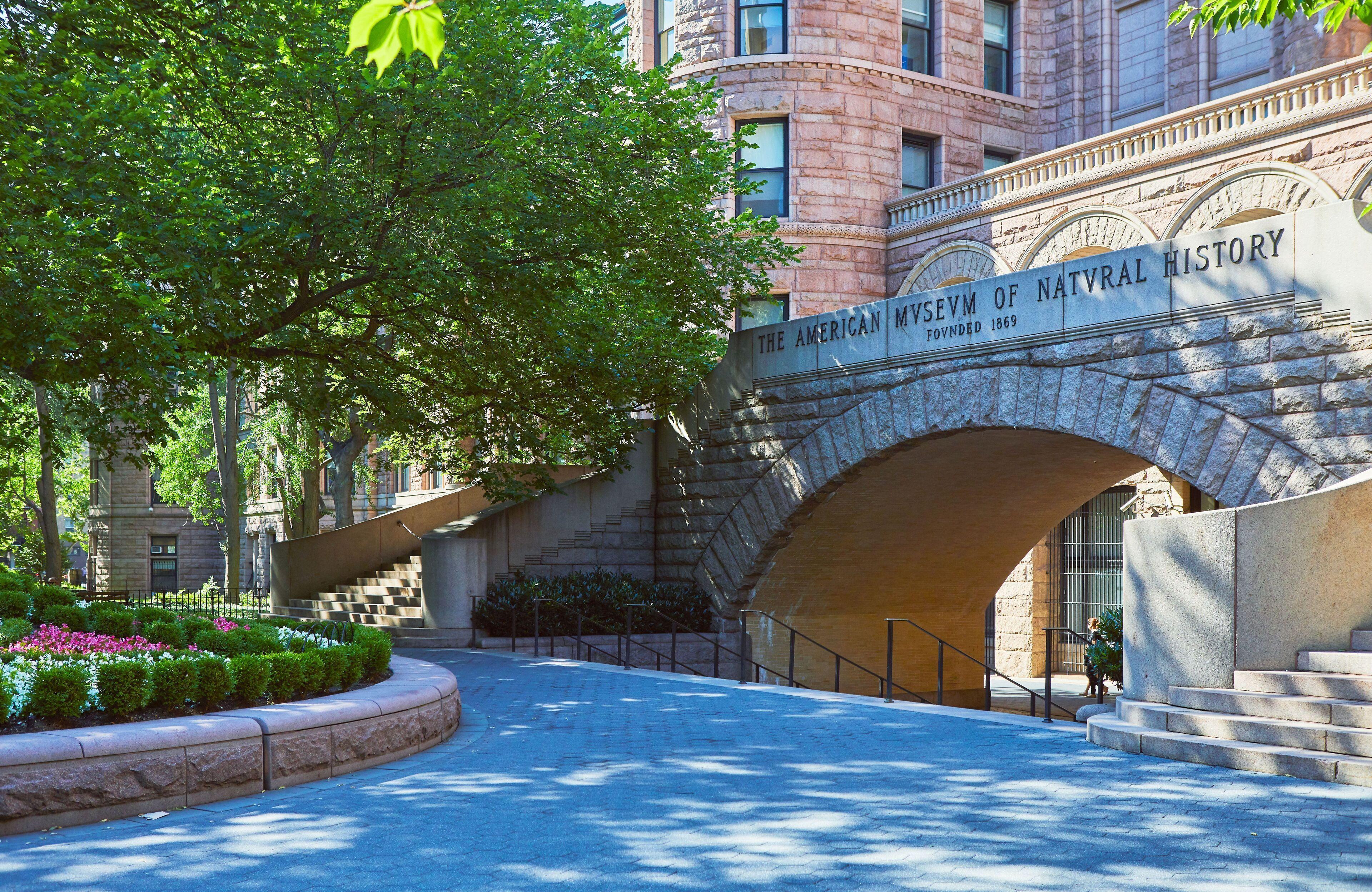 5th & 55th Club Hotel New York