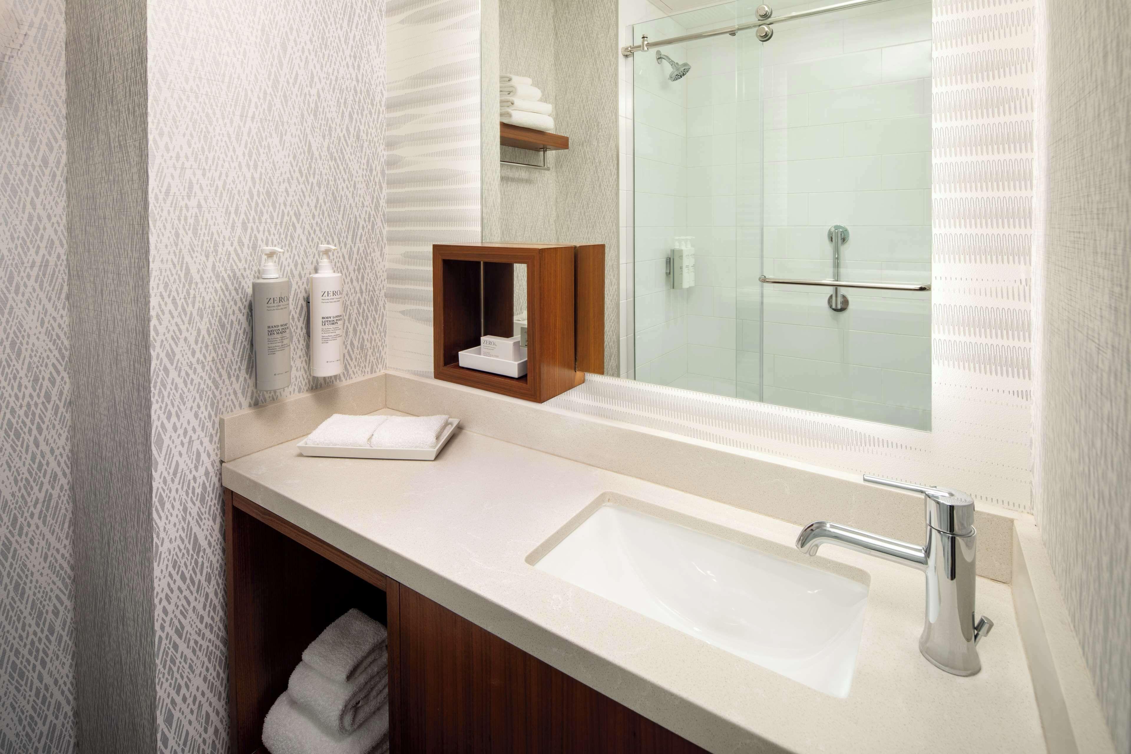 Hampton By Hilton Times Square Hotel New York
