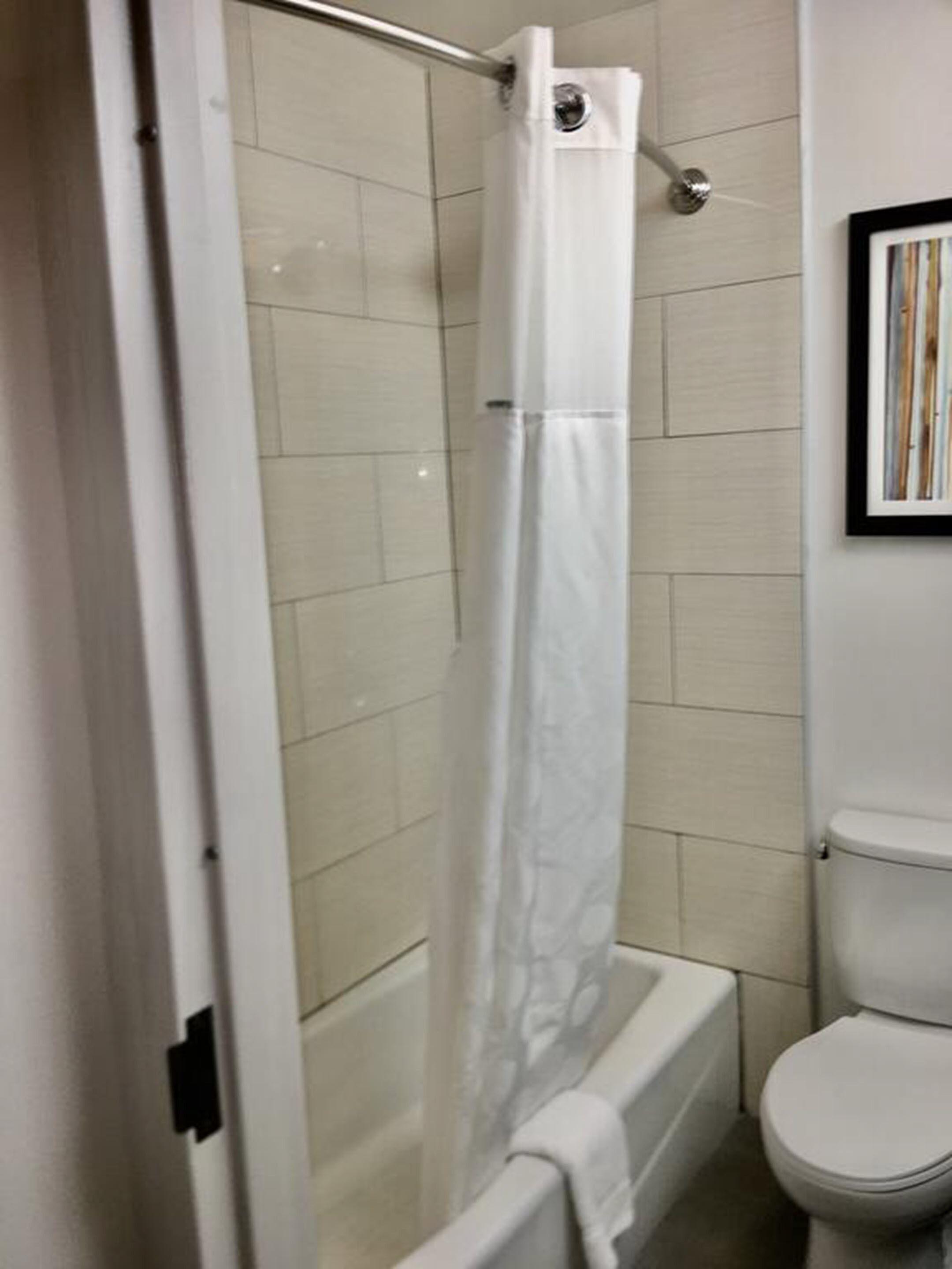 Hotel Wingate By Wyndham Jfk Airport, Far Rockaway Ny 2*