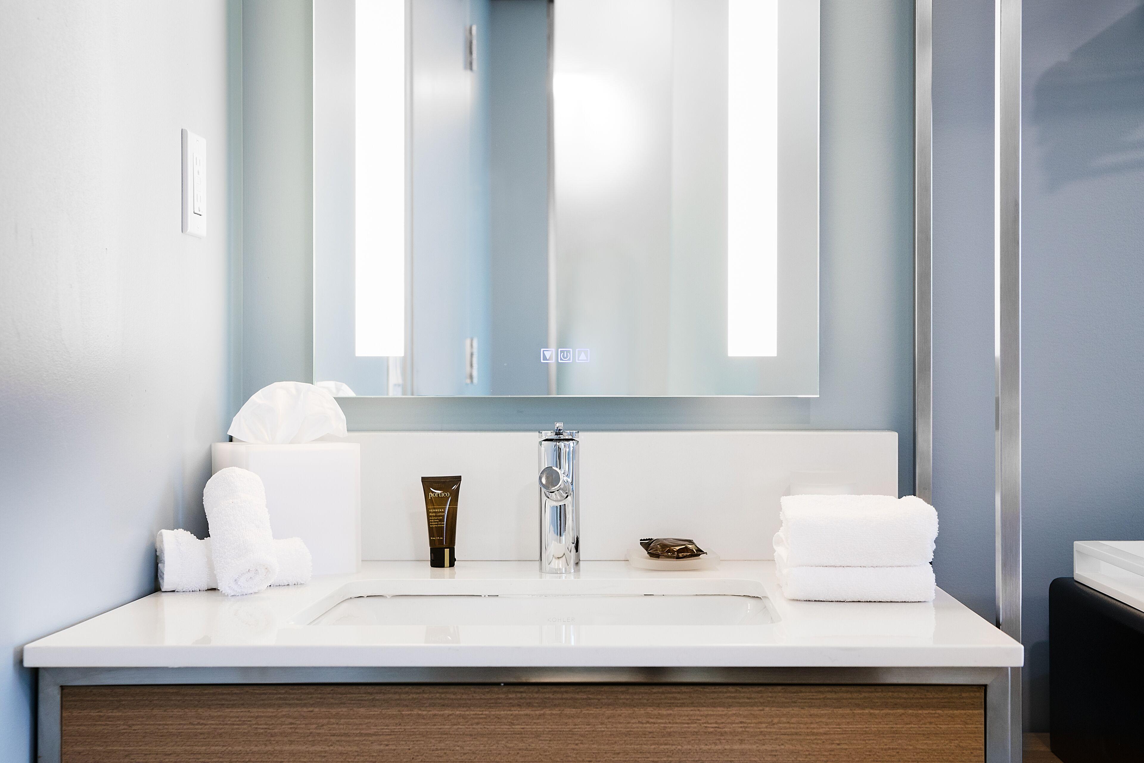 Hotel Wingate By Wyndham Bronx Haven Park New York