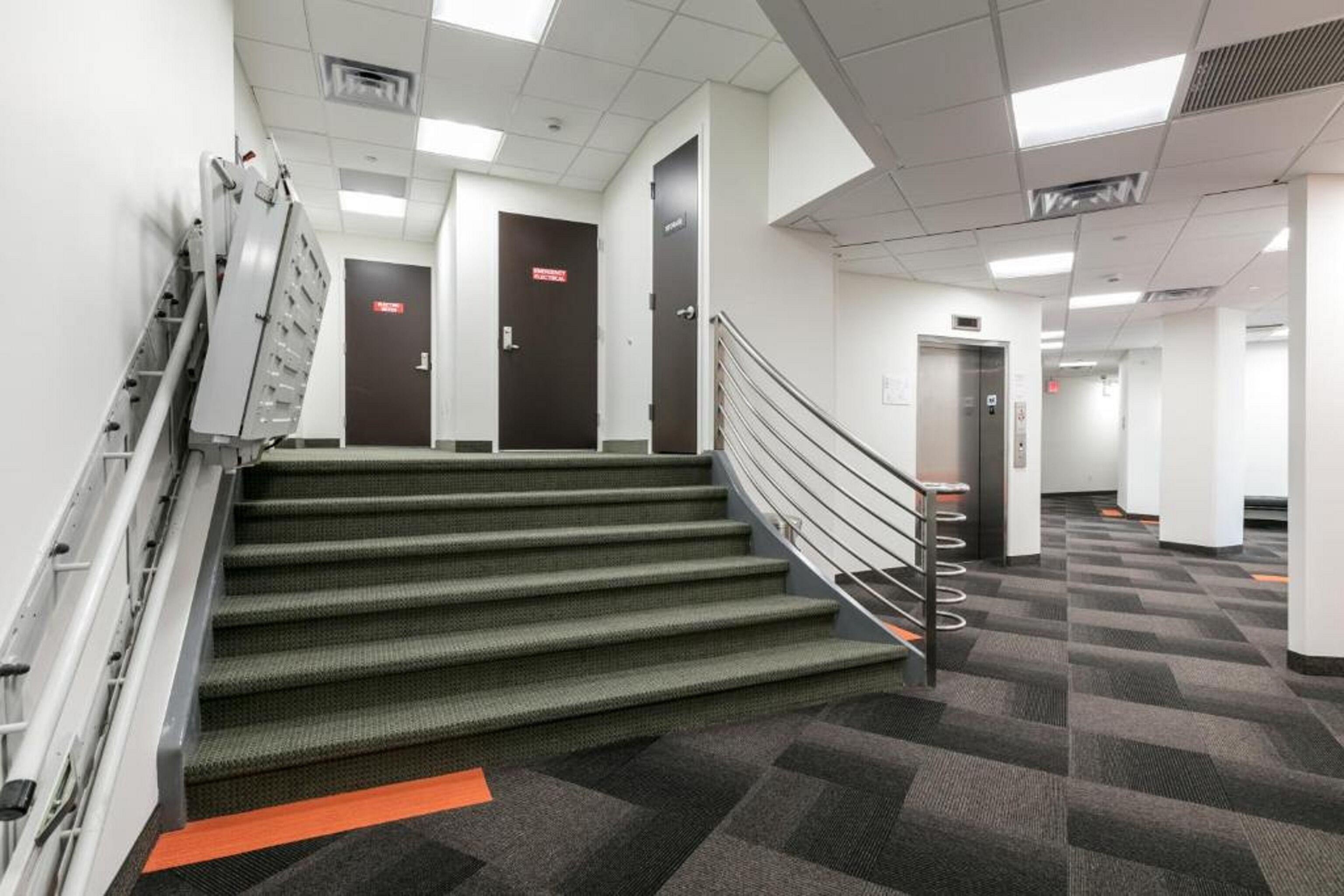 Feather Factory 3* New York