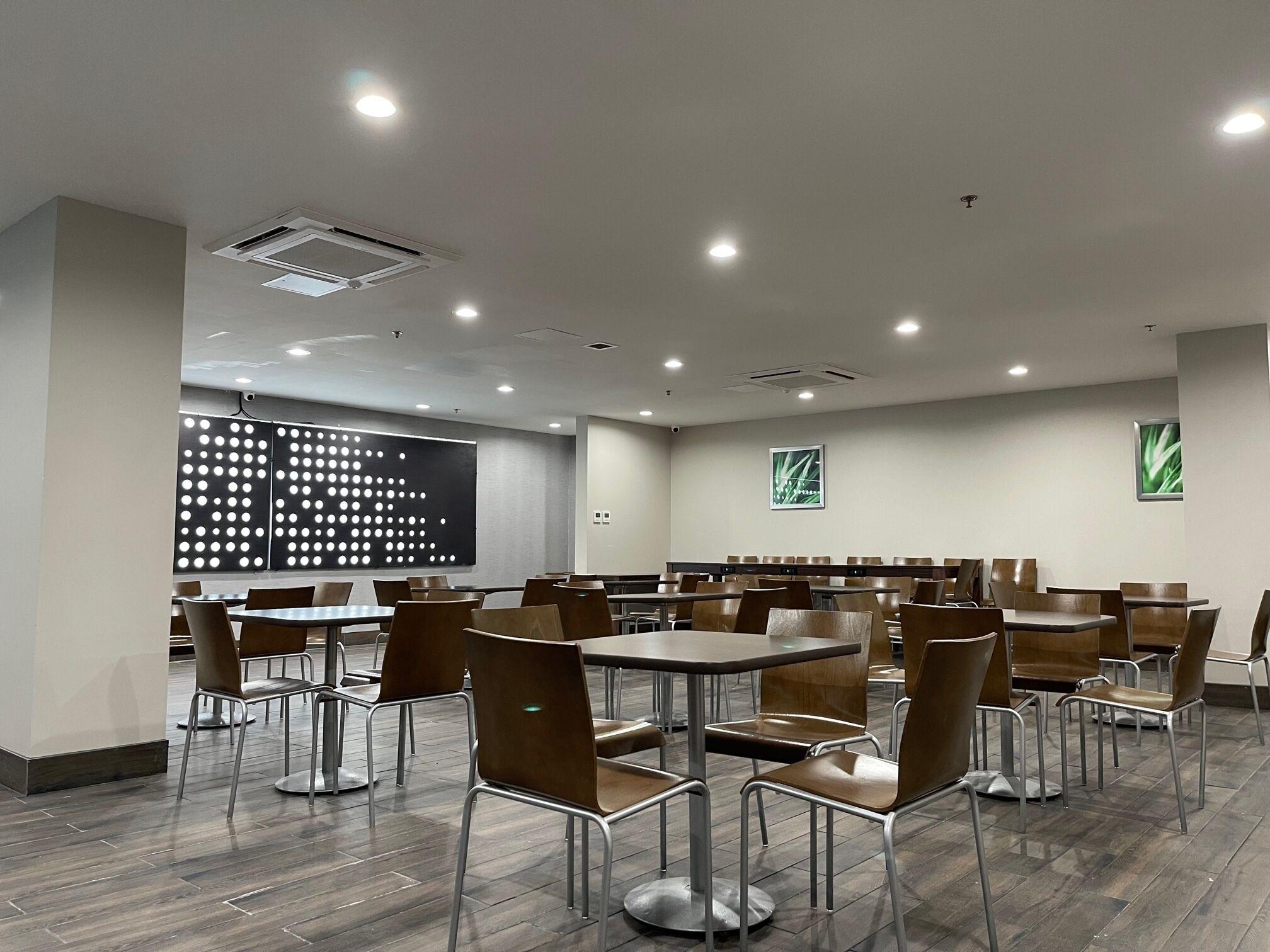 Days By Wyndham Bronx Nyc New York