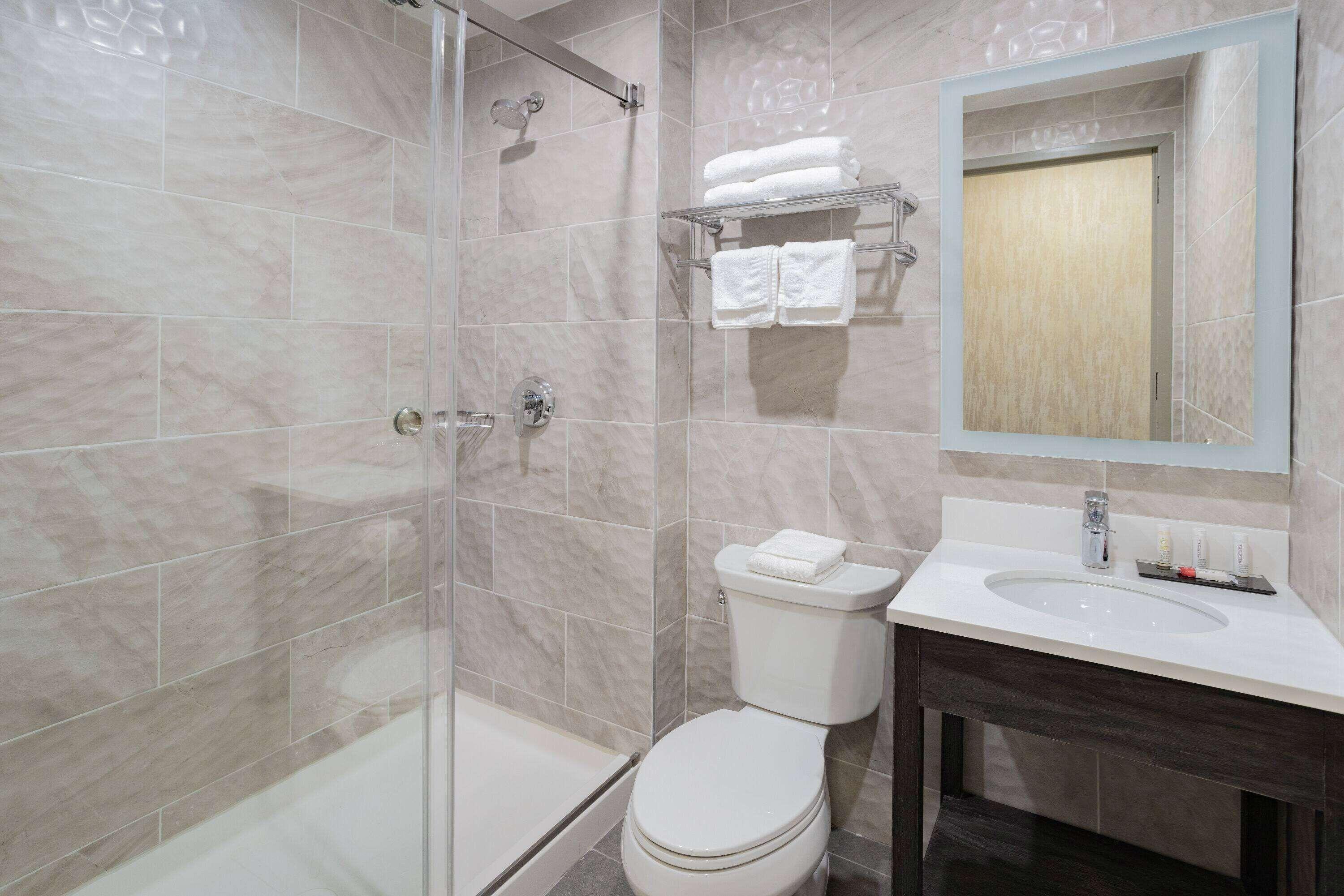 Days By Wyndham Bronx Nyc Hotel New York