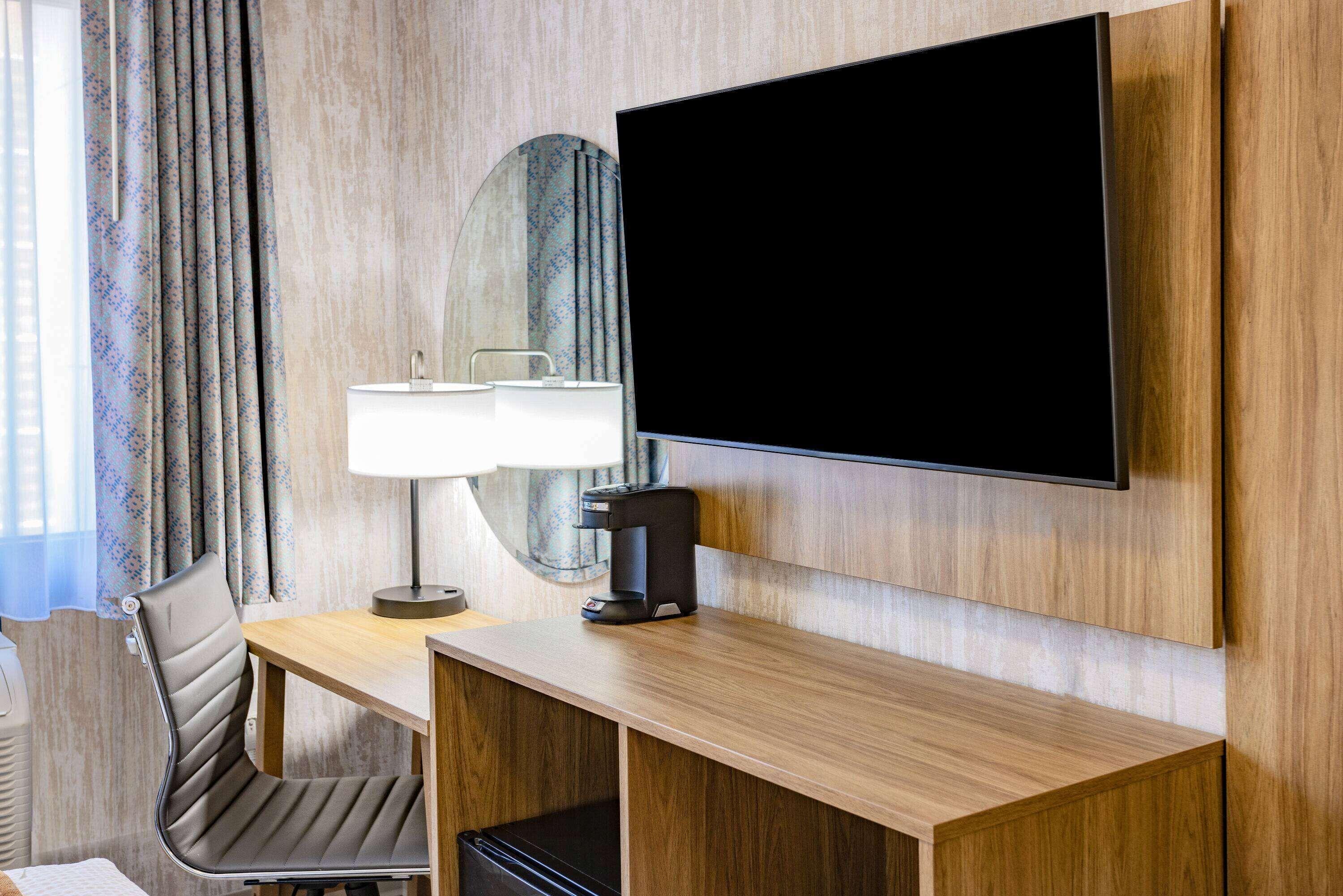 Hotel Days By Wyndham Bronx Nyc 3*