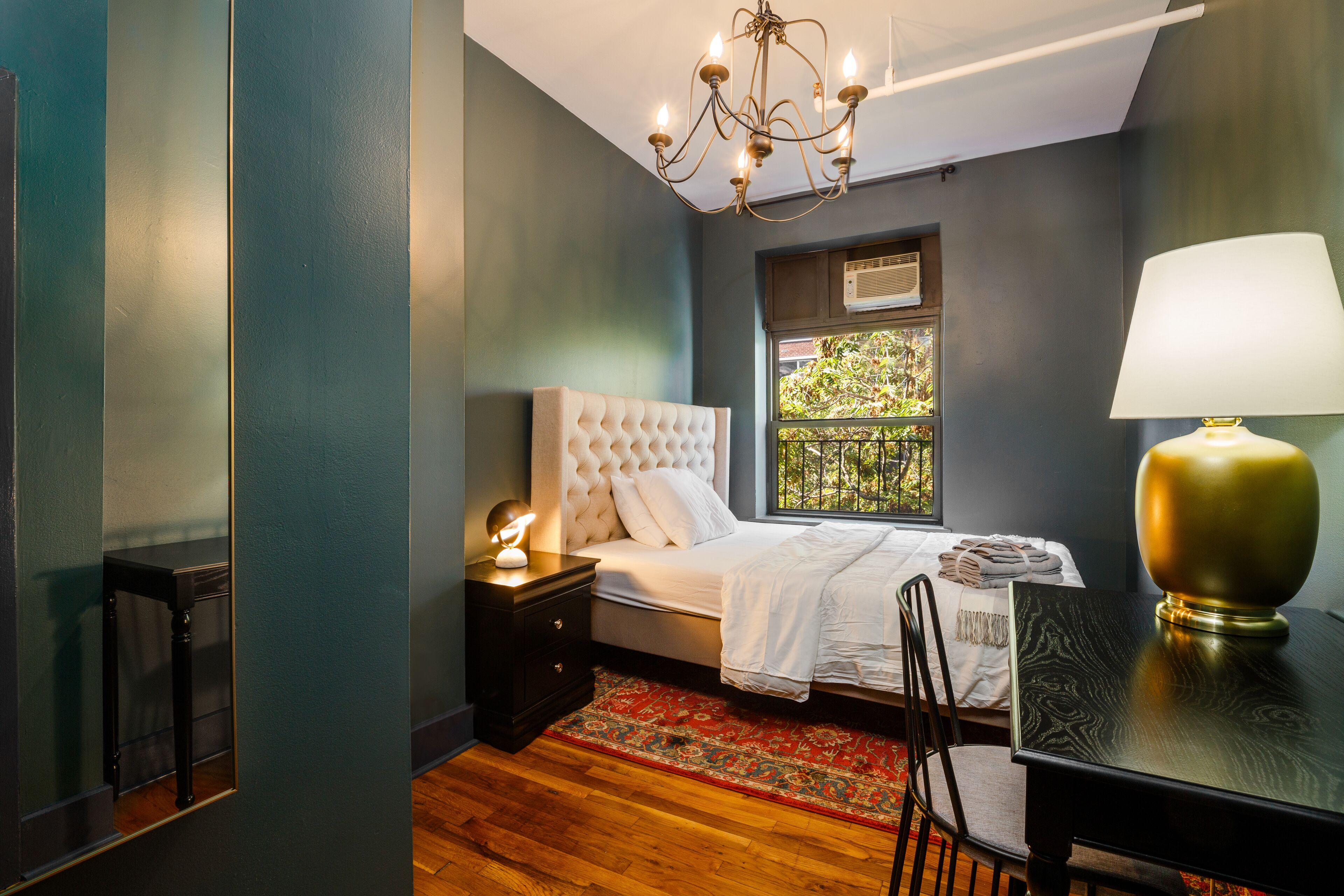 Lamartine Chelsea Hostel New York