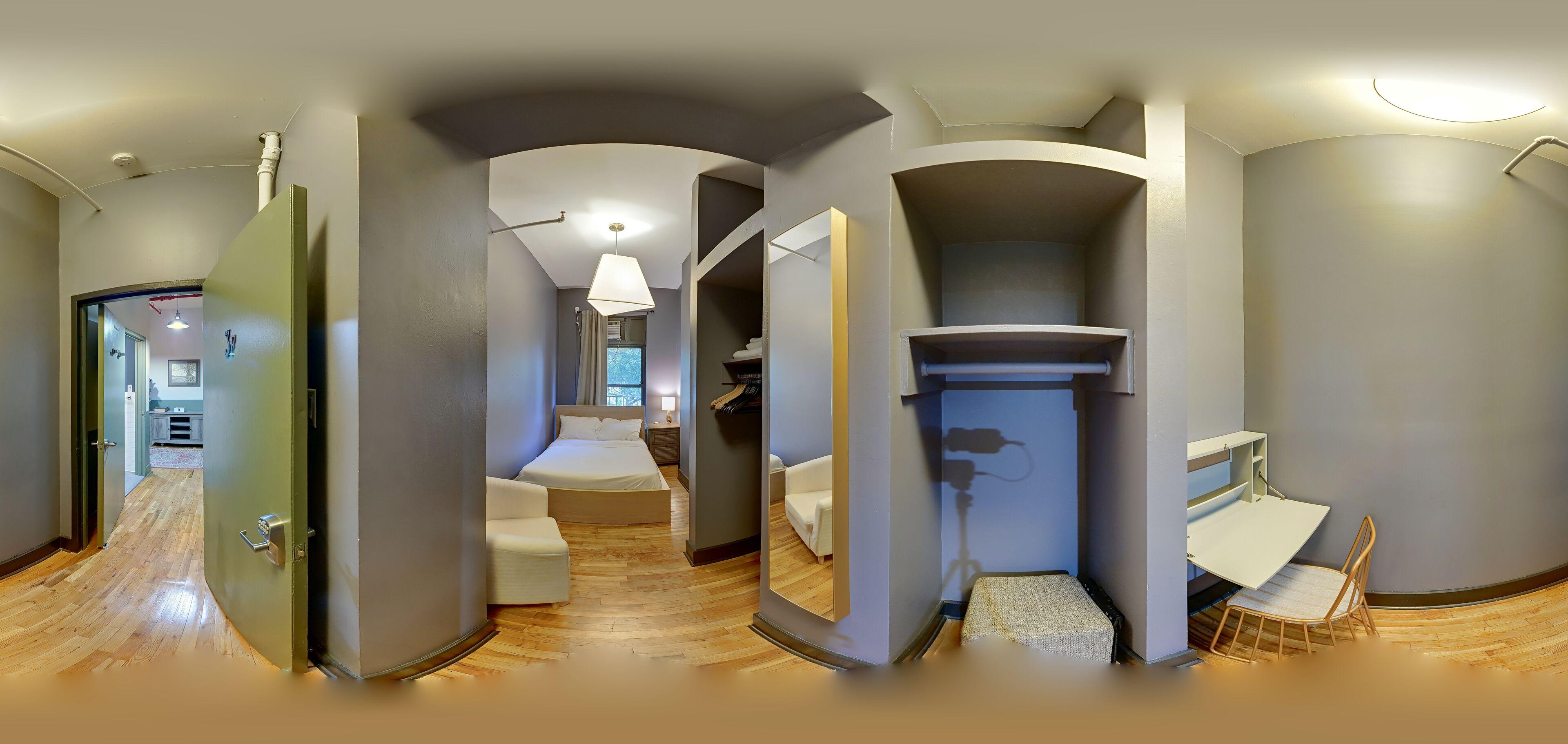 Lamartine Chelsea Hostel *