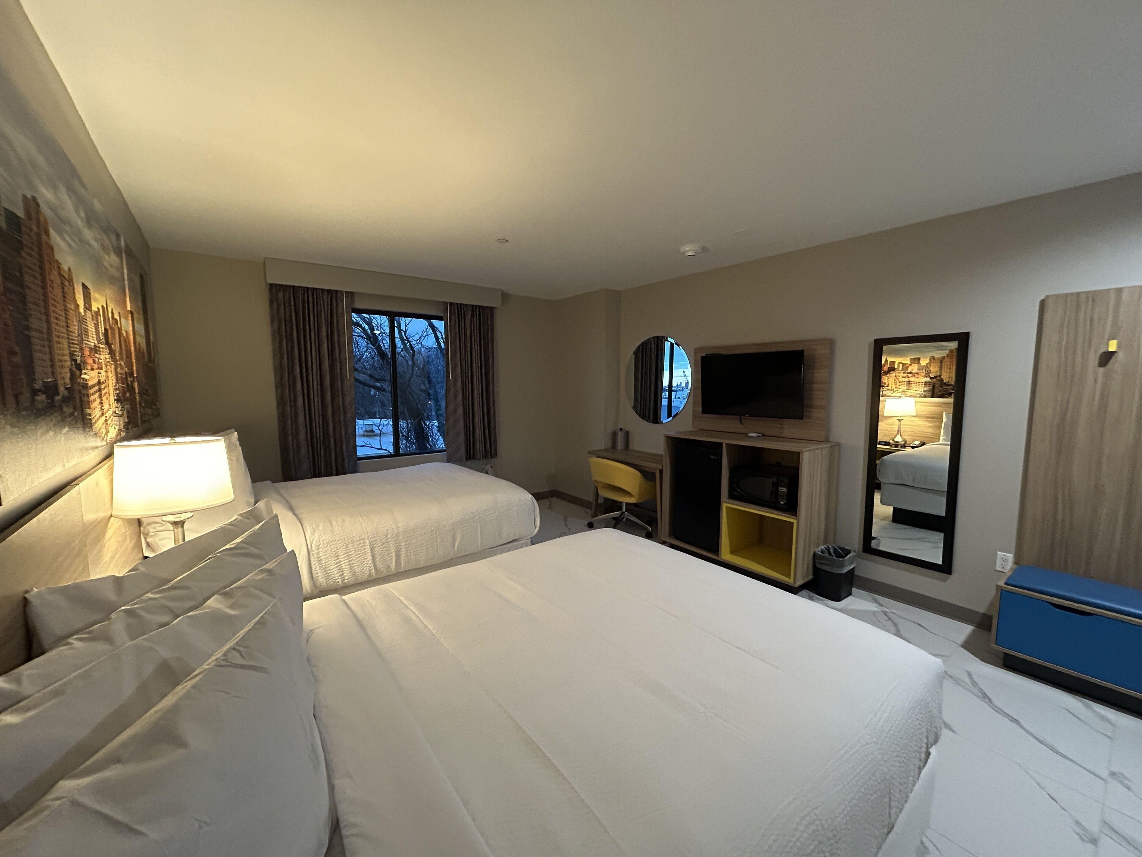 Days By Wyndham Staten Island