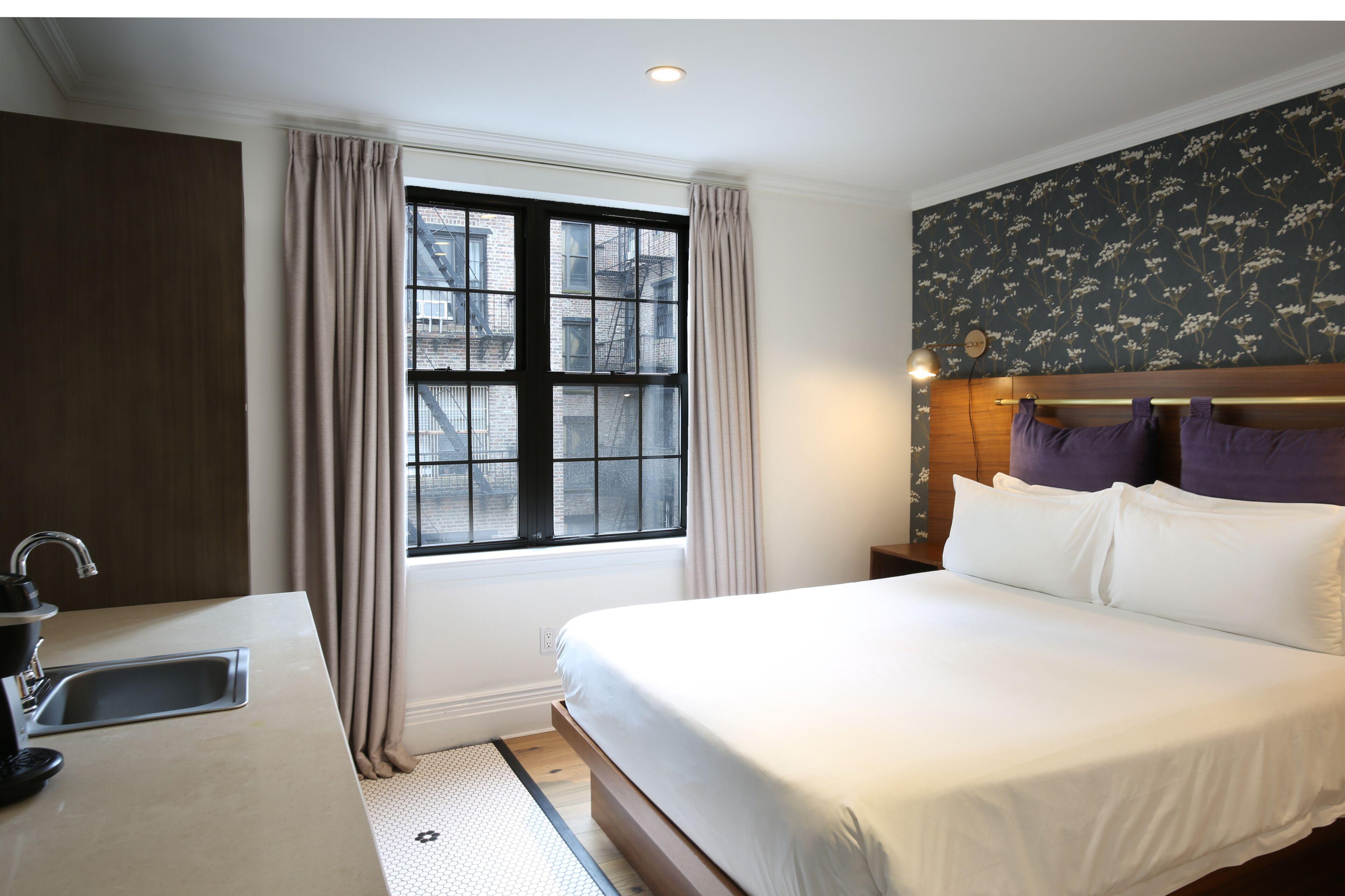 Scherman Guest house 4*