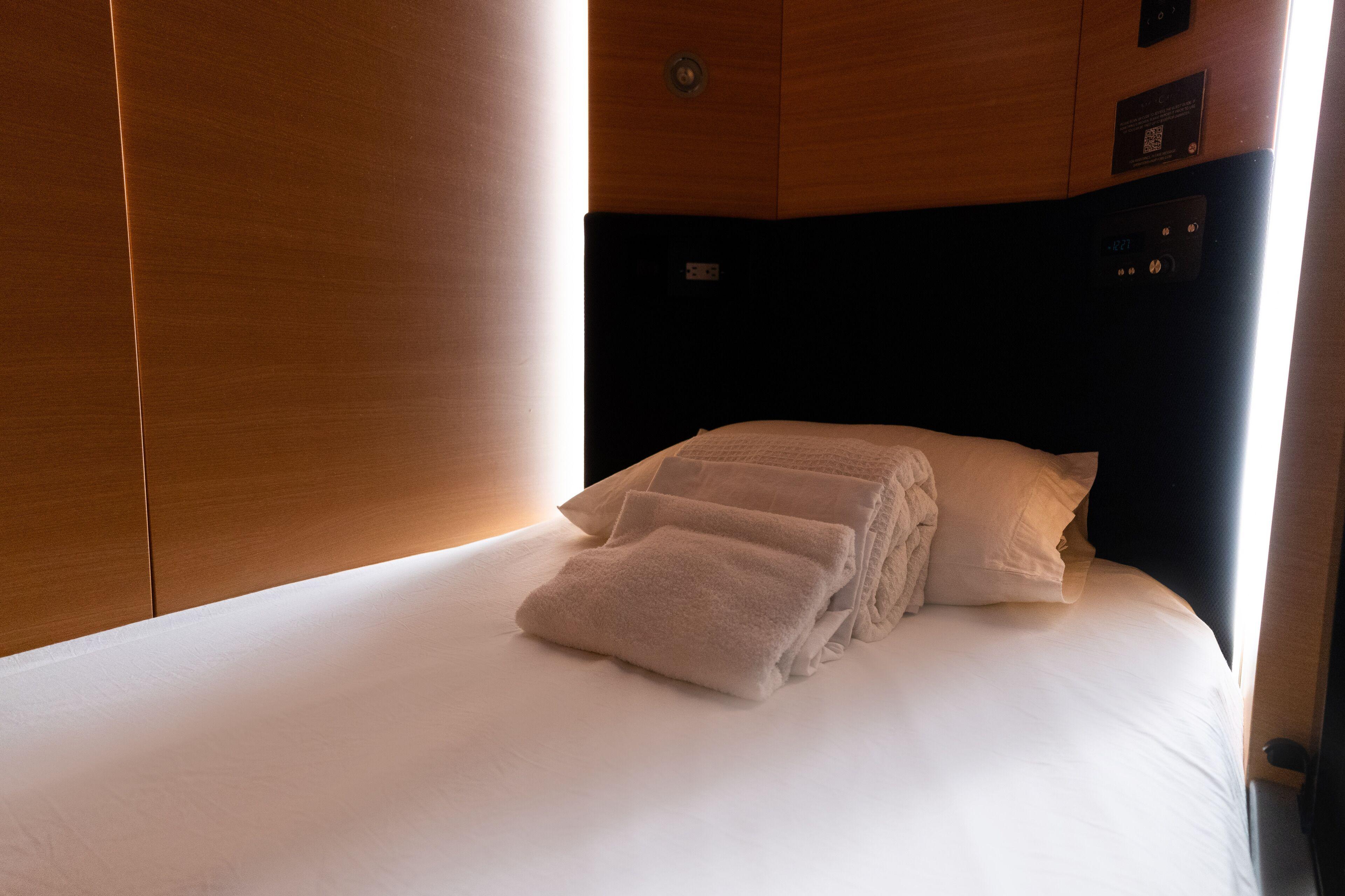 Nap York Park Sleep Station * New York