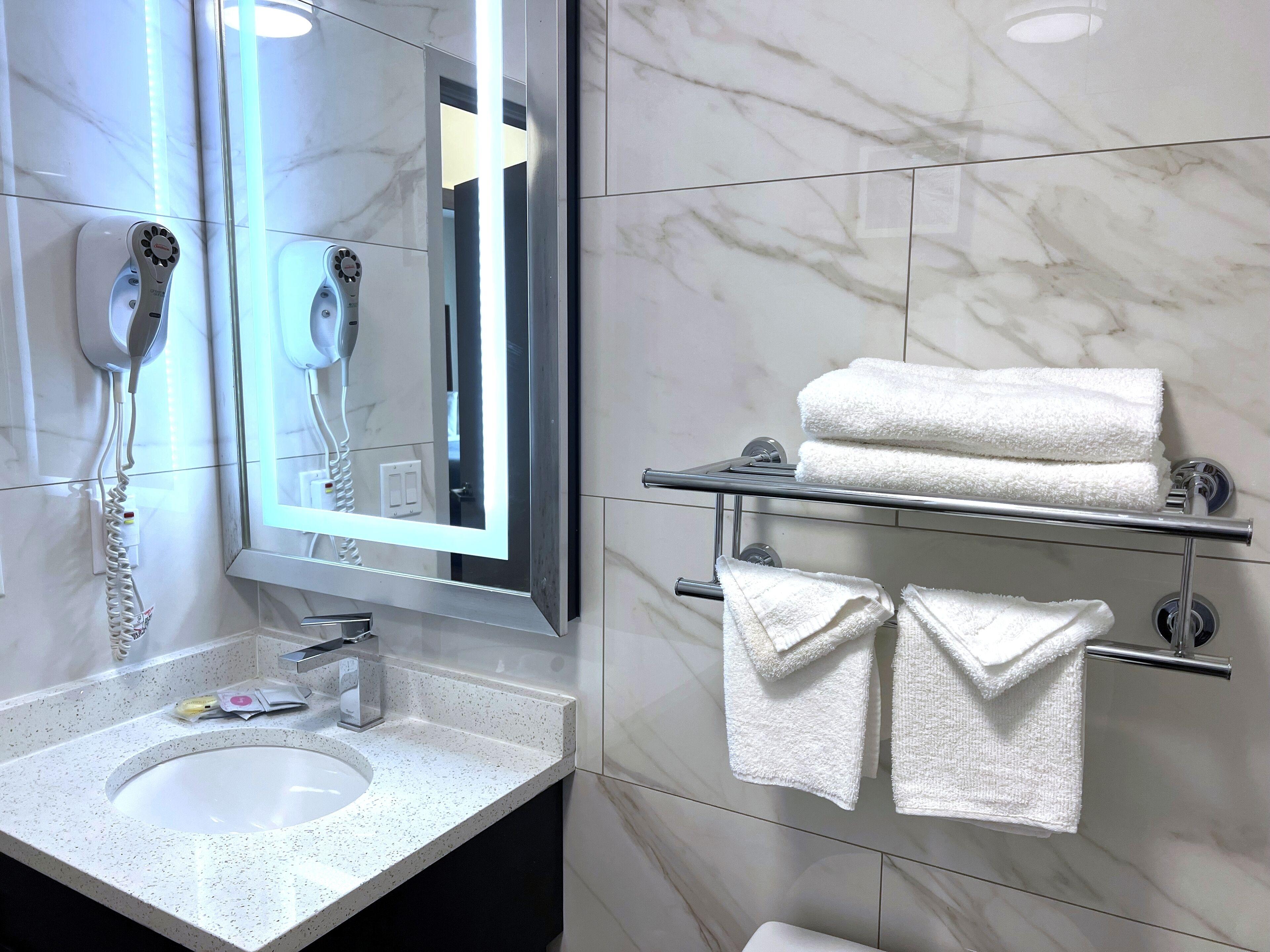 Lotus Blu & Hotel 3*