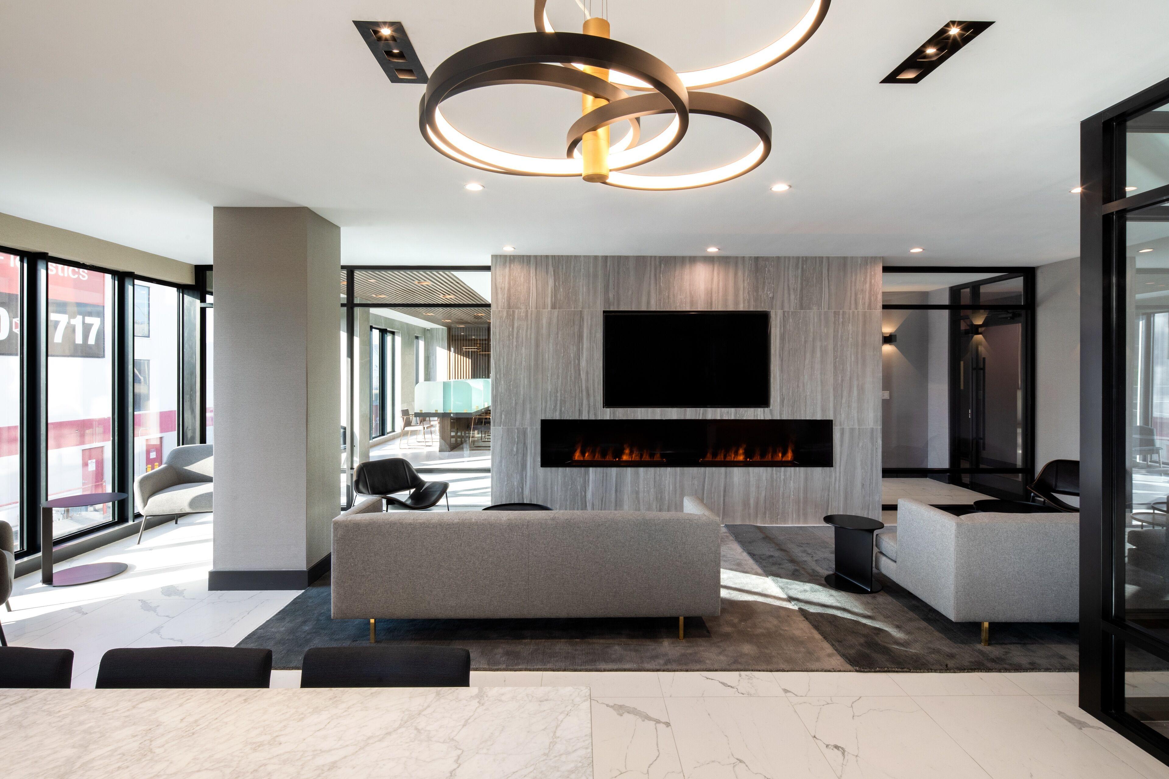 Global Luxury At The Arches Hotel 4*