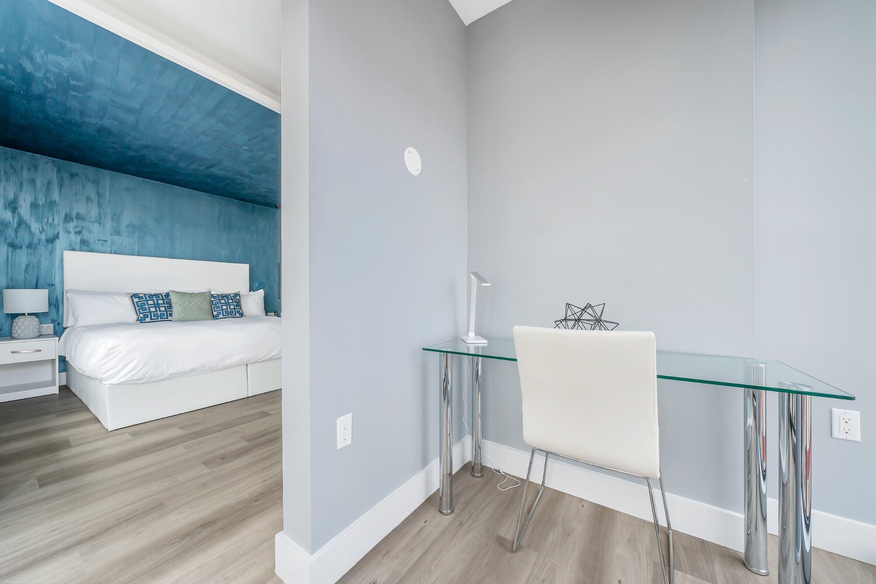 Global Luxury At The Arches