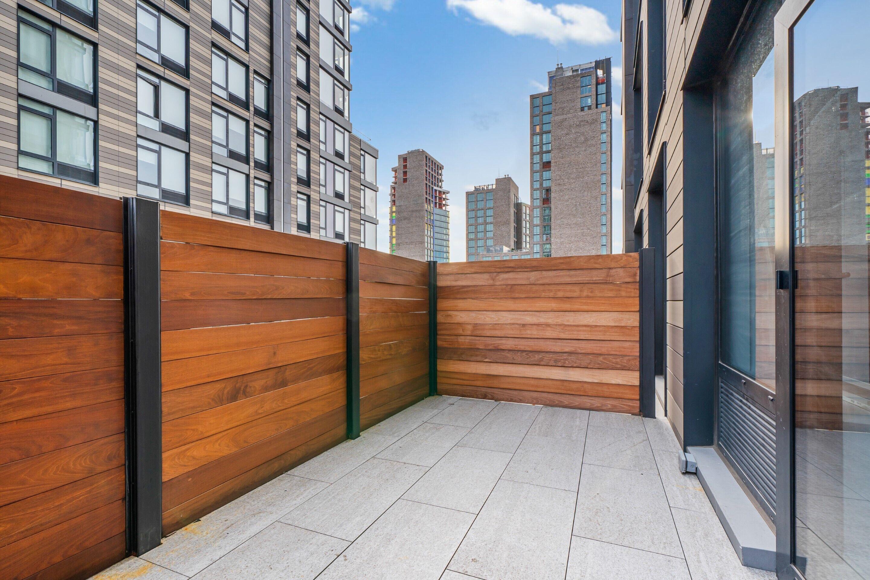 Global Luxury At The Arches New York