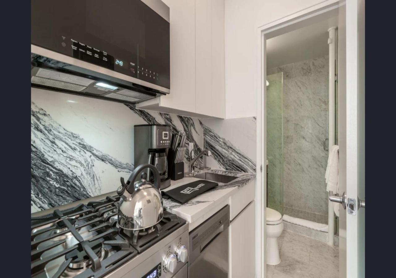 Modern In Nyc! Apartment *