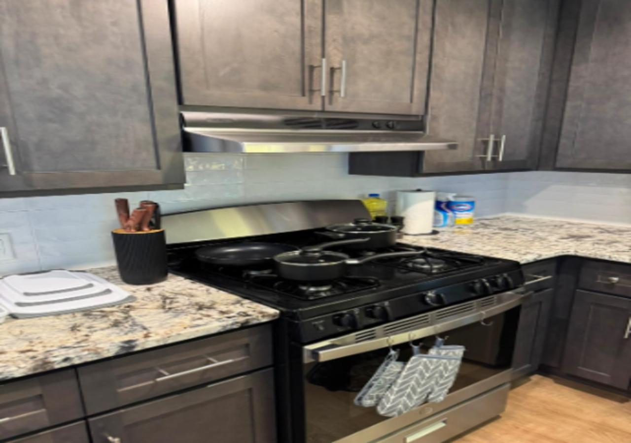 Apartment Newly Reno 1br! Murray Hill! New York