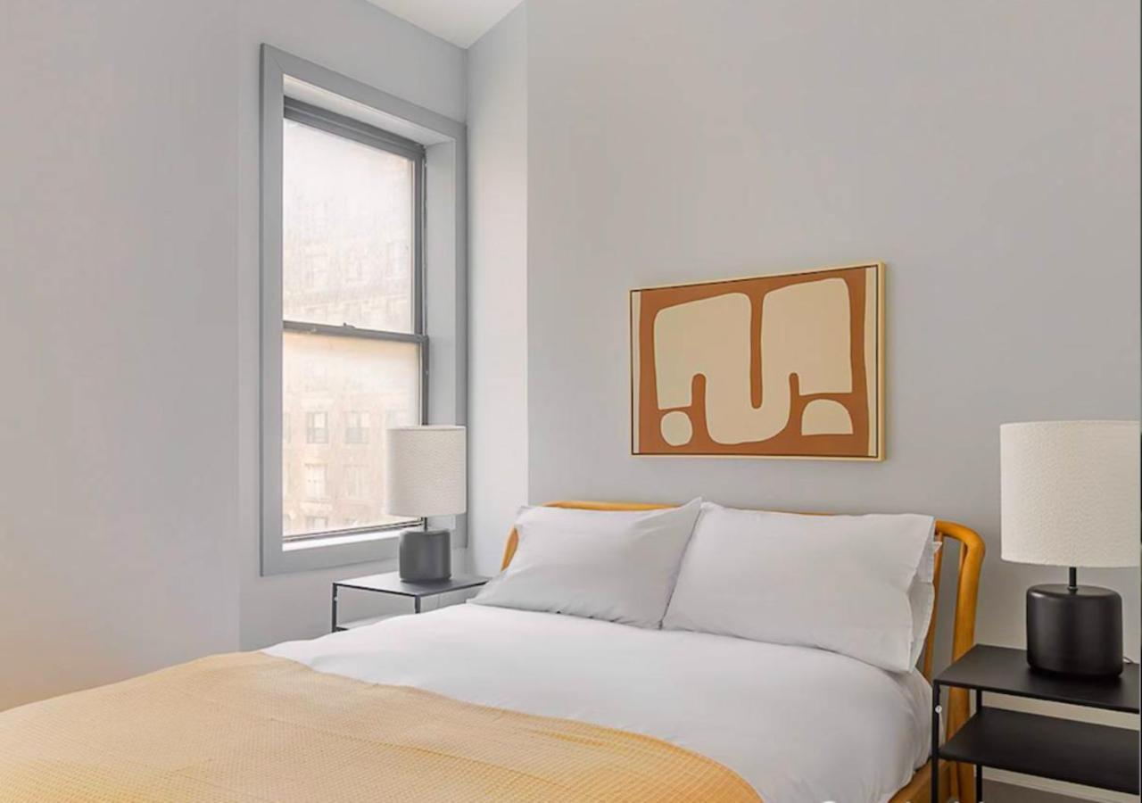 Apartment Midtown West 2 Bedroom Furnished