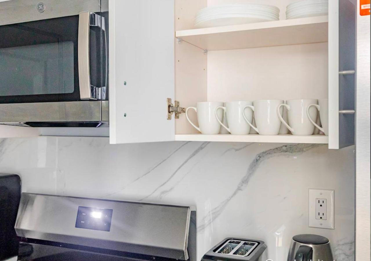 Midtown West 2 Bedroom Furnished * New York