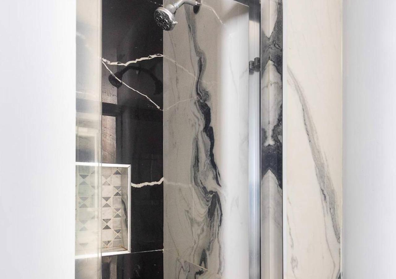 Midtown West 2 Bedroom Furnished New York