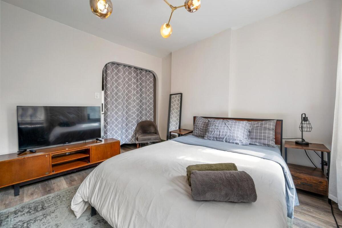 Apartment Cozy 2br In Nyc! Lenox Hill!, June To Aug 90 Days Required