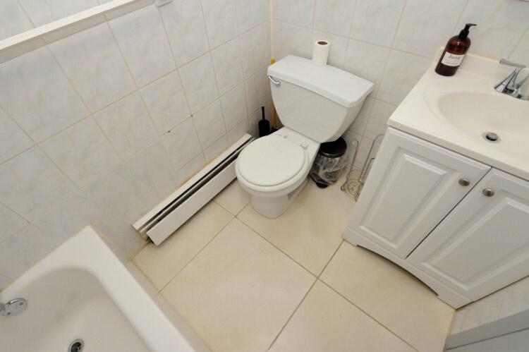 Apartment Three Bedroom In Midtown West