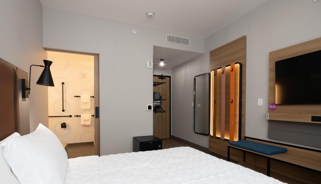 Hotel Tru By Hilton Brooklyn