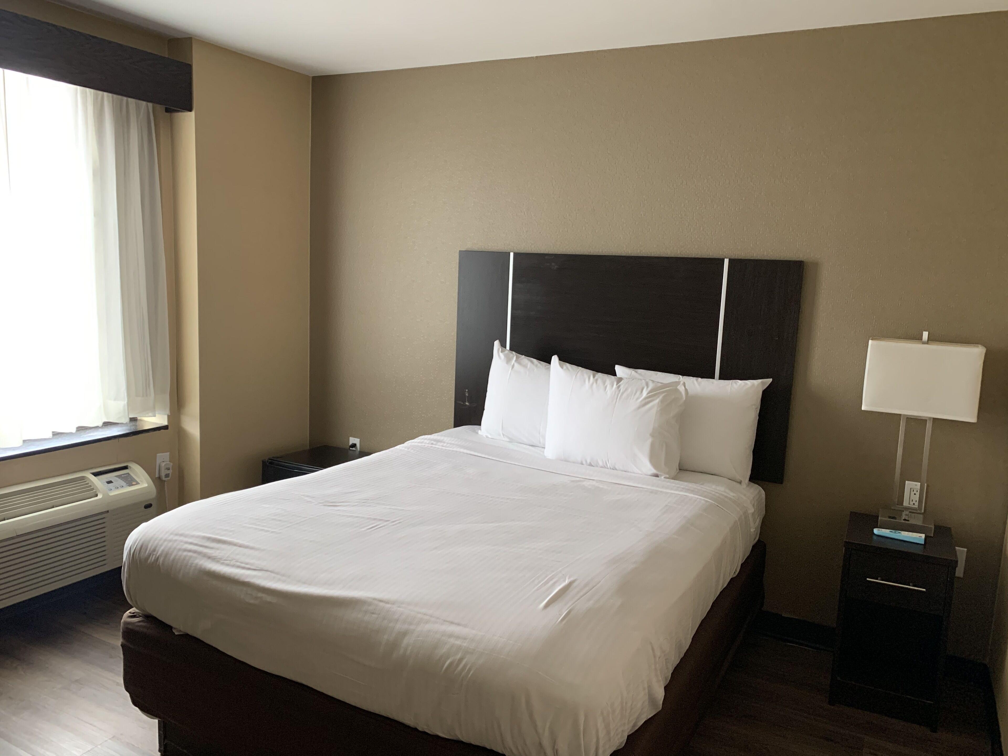 Hotel Pitkin New York