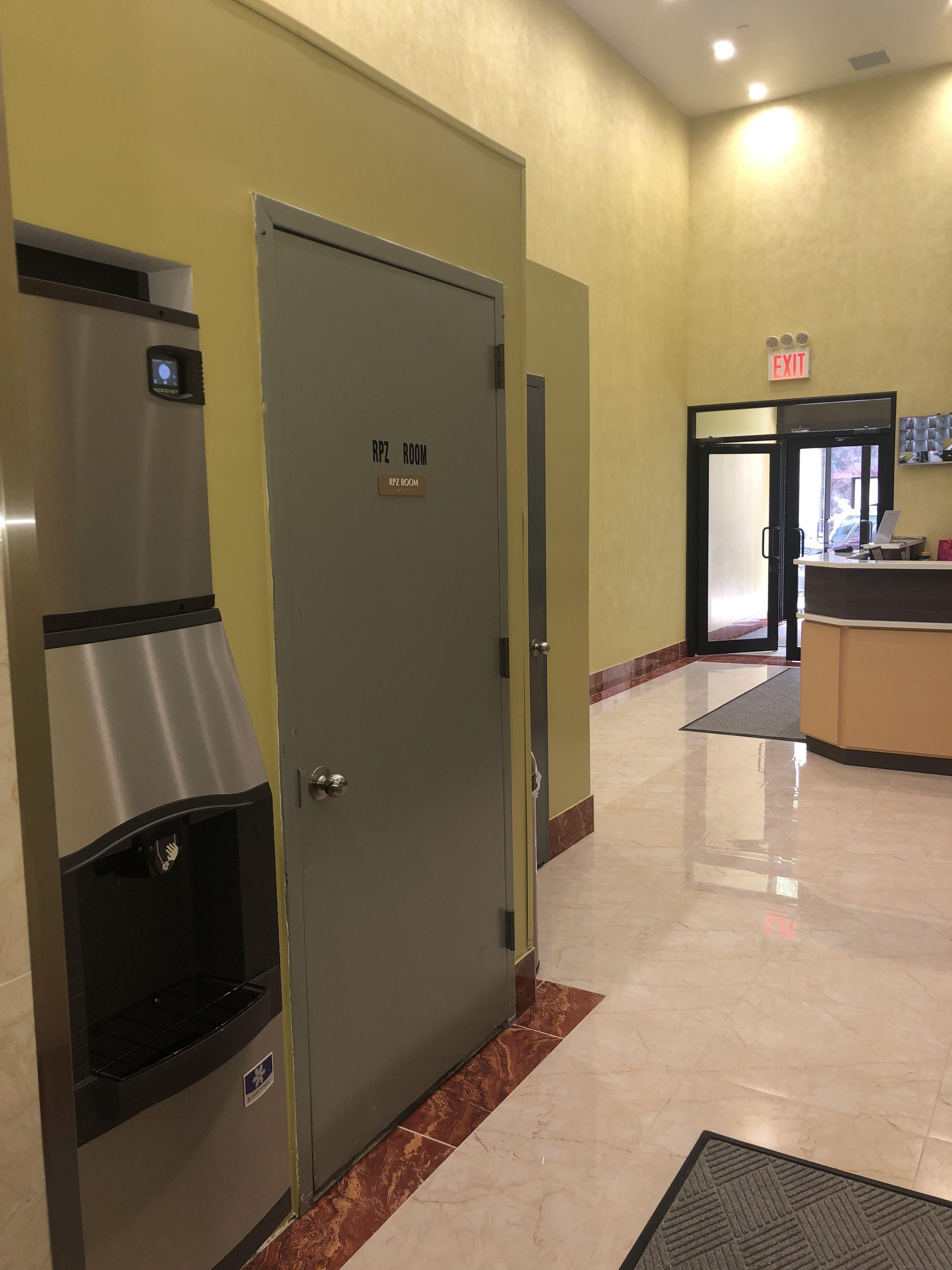 Elmhurst 3* New York