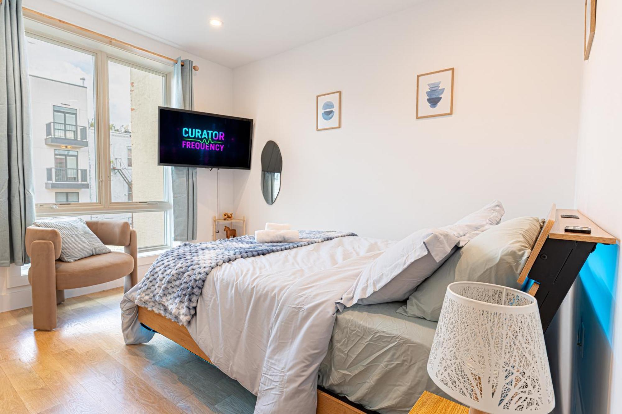 Scandinavian In Brooklyn W Balcony Near Park Apartment New York