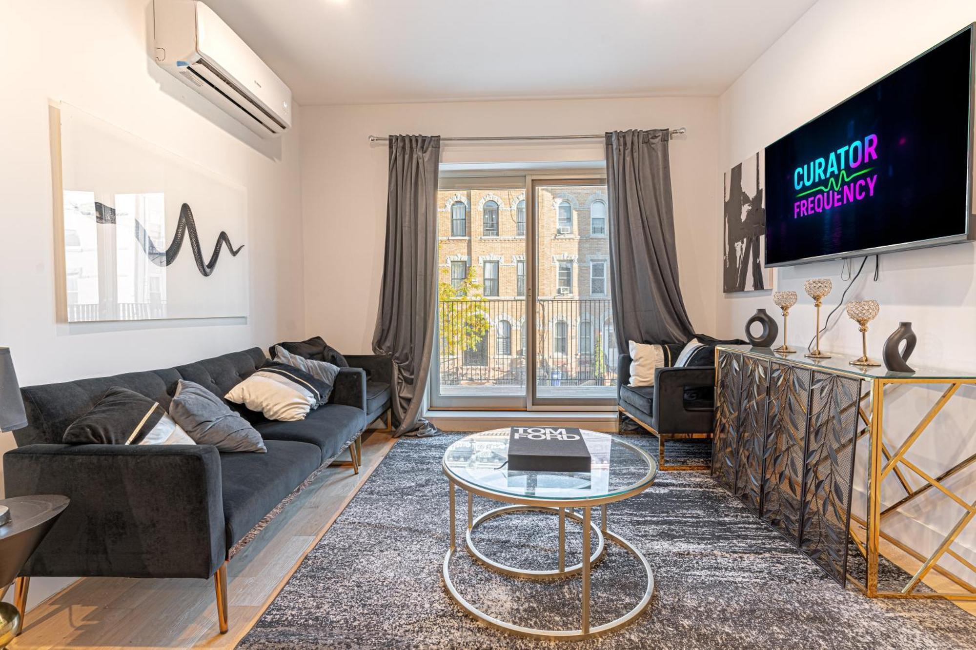 Cozy Brooklyn Getaway With Balcony *