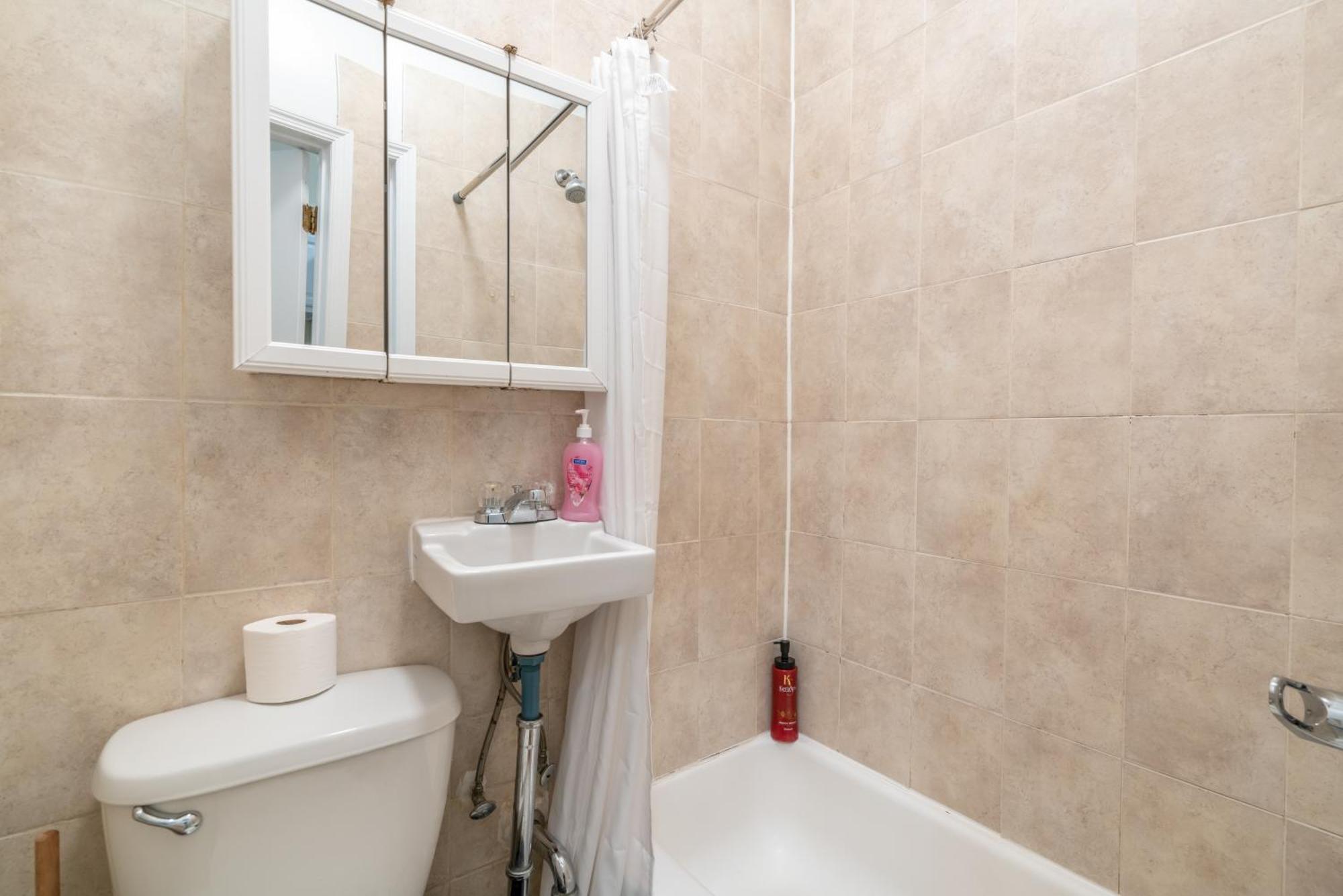 2bd Classy Manhattan