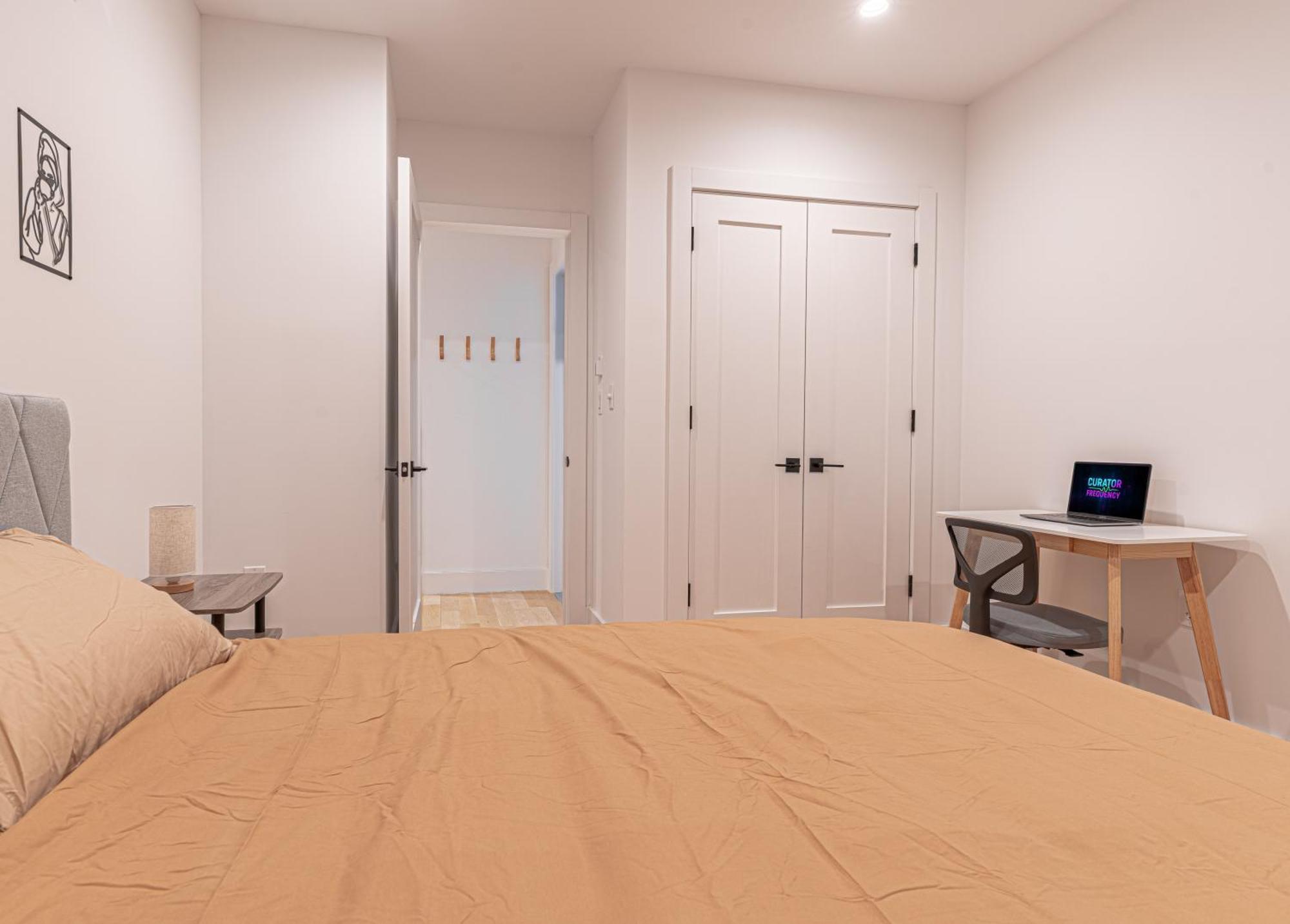 Modern & Min Brooklyn Gem W Balcony Apartment