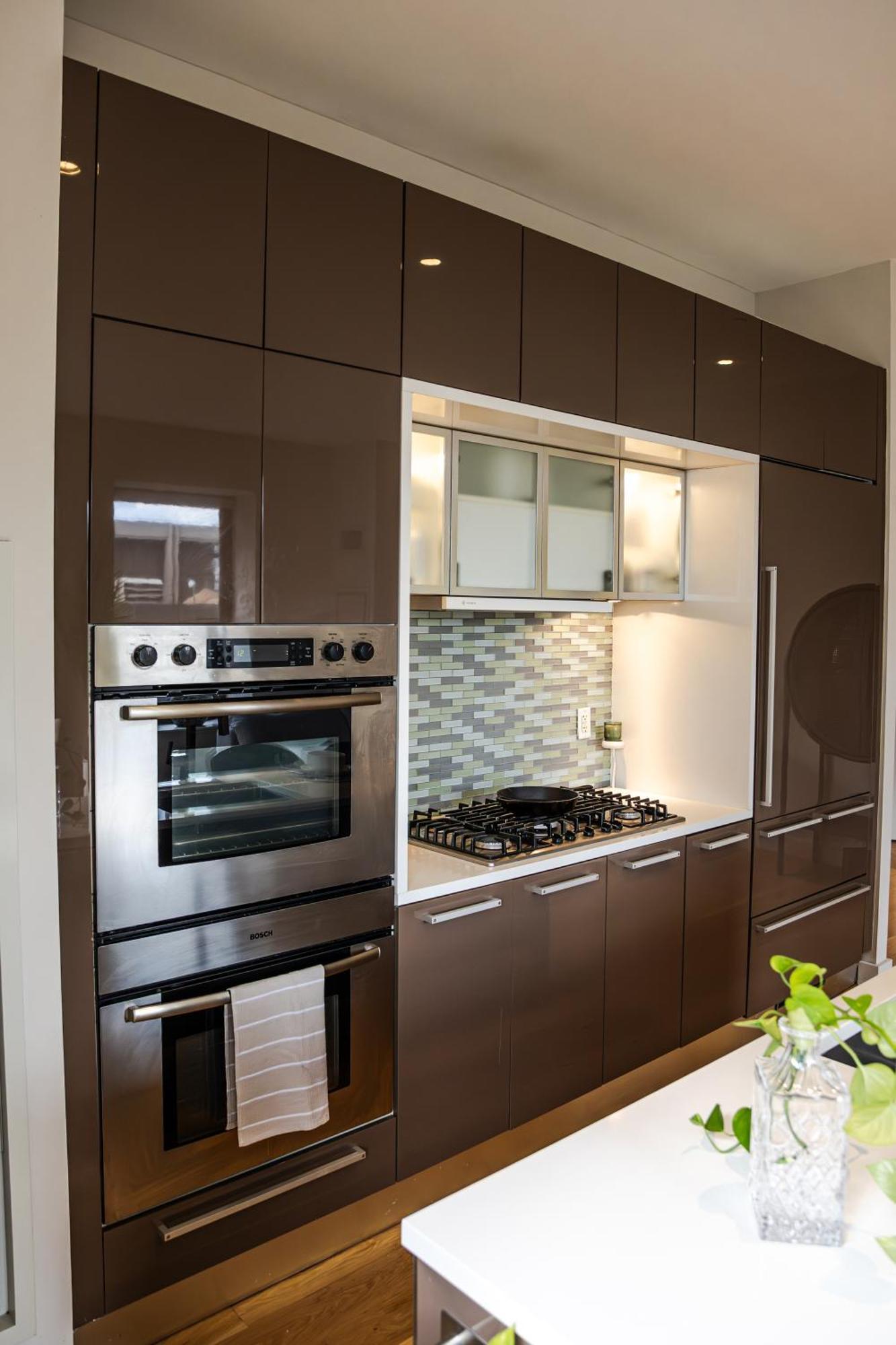 Premier Host - Luxurious Stunning High-floor Corner 2-bedroom Apartment