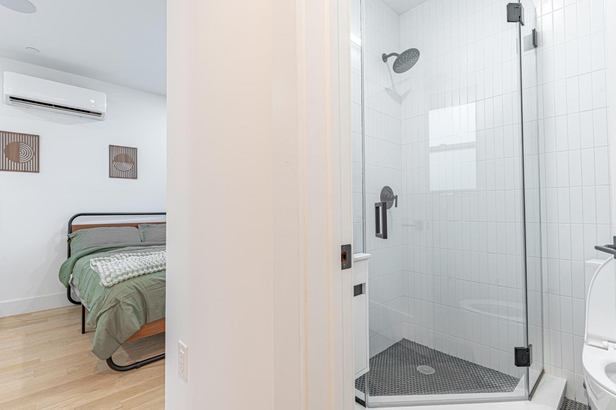 Charming Penthouse Brooklyn Getaway W Patio Terrace * New York