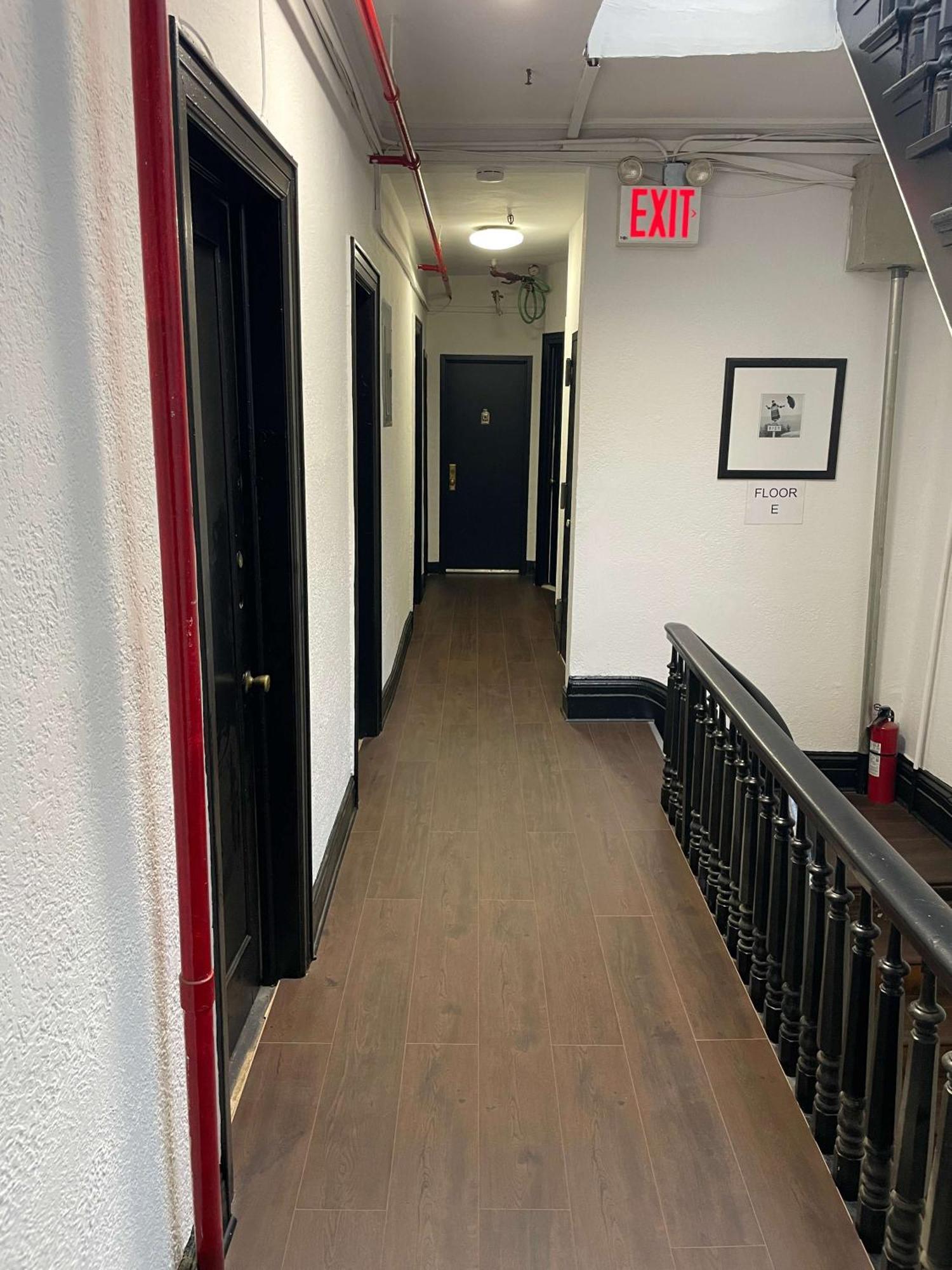 Union Square With Kitchen -shared Bathroom Apartment *