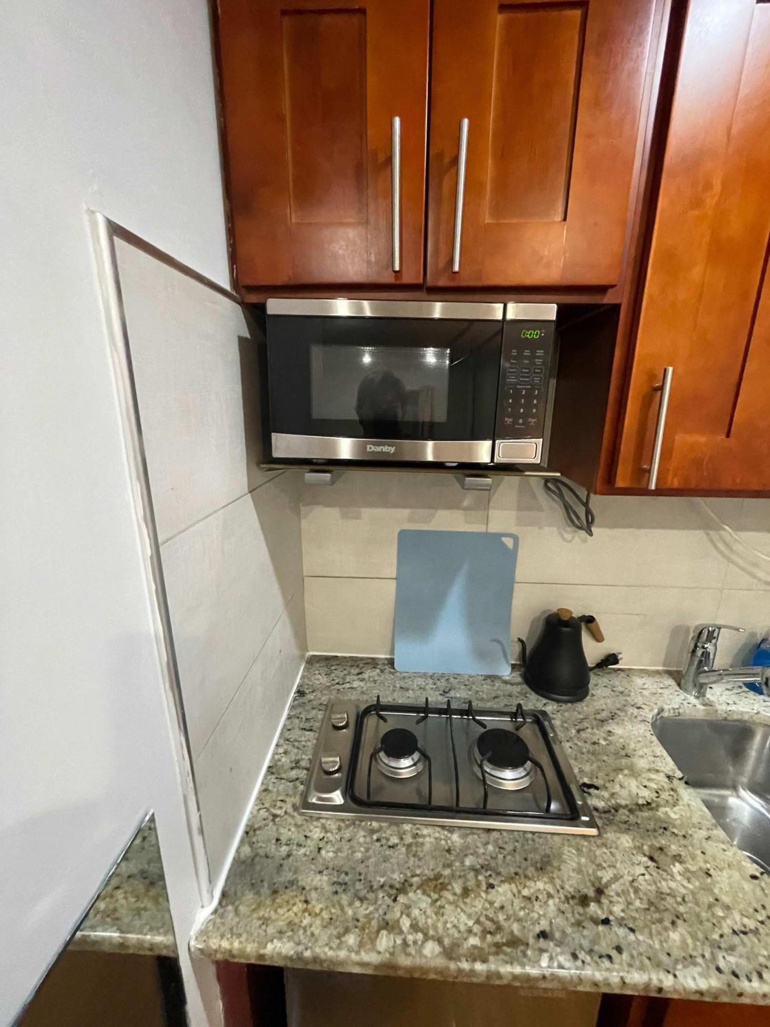 Union Square With Kitchen -shared Bathroom Apartment