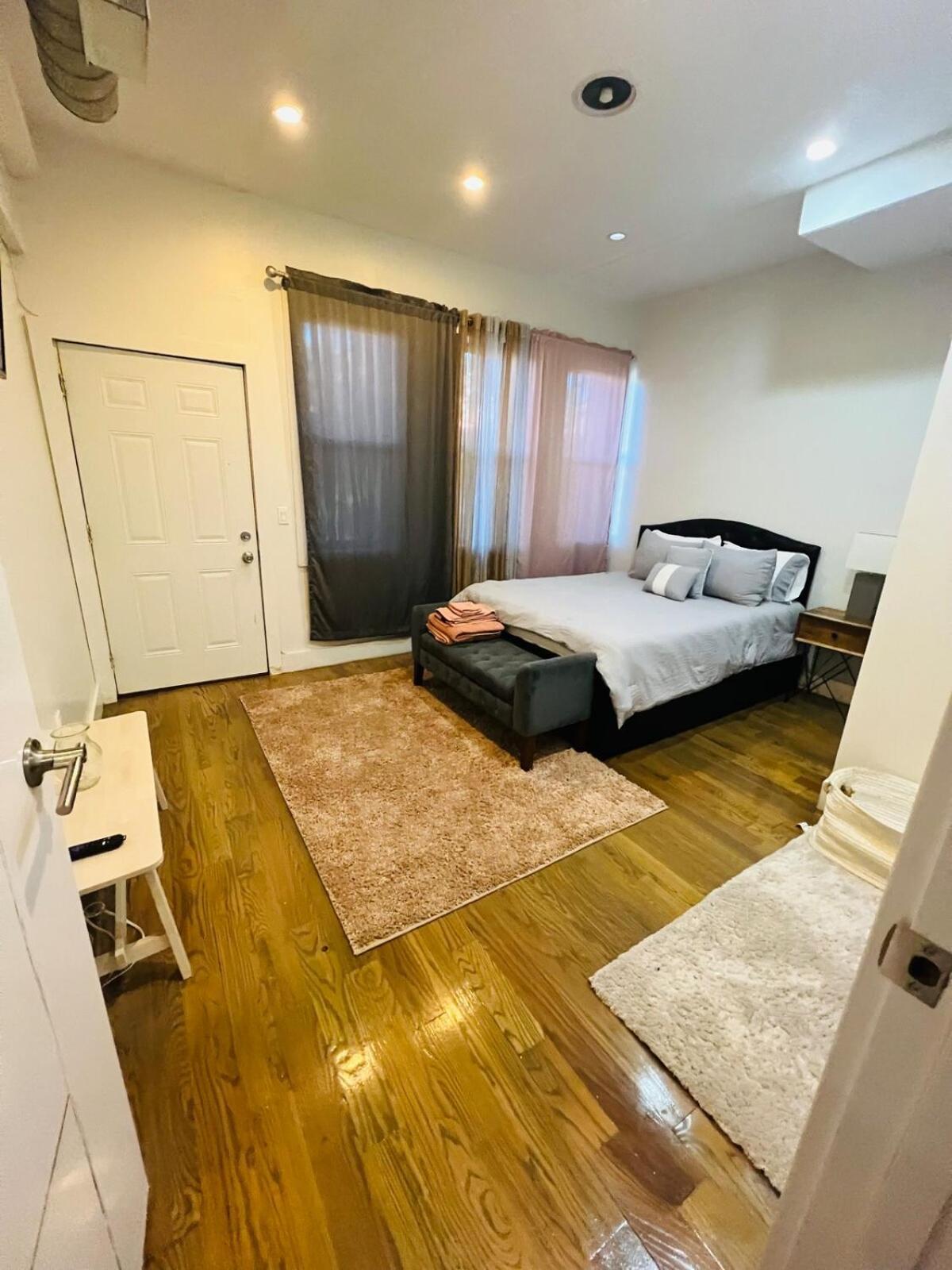 Starcrown * New York