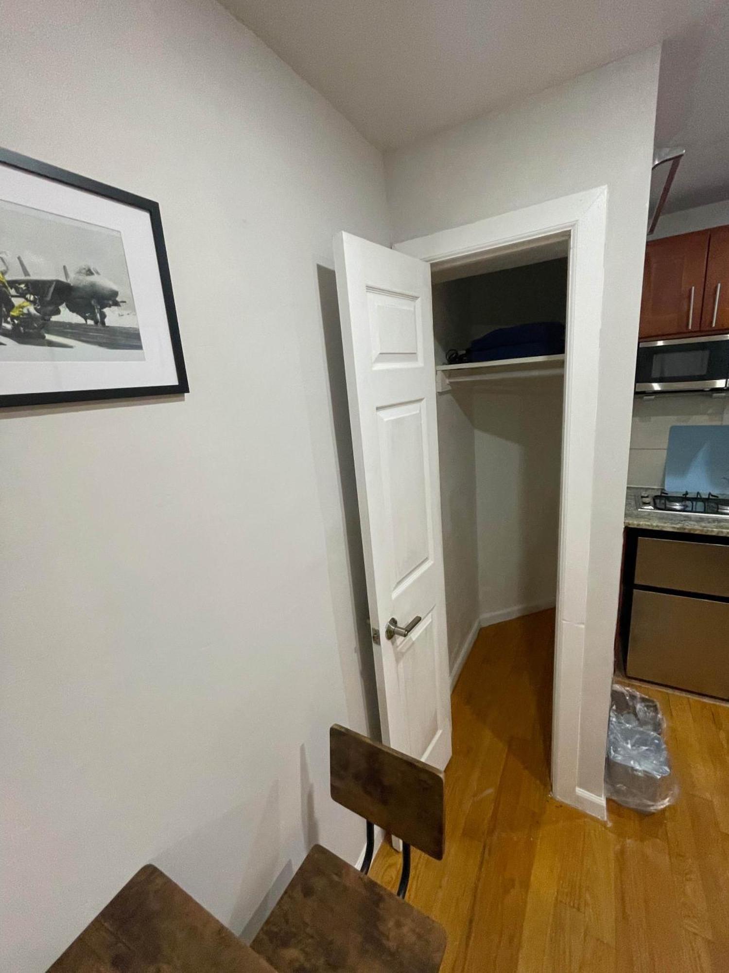 Apartment Union Square With Kitchen -shared Bathroom *